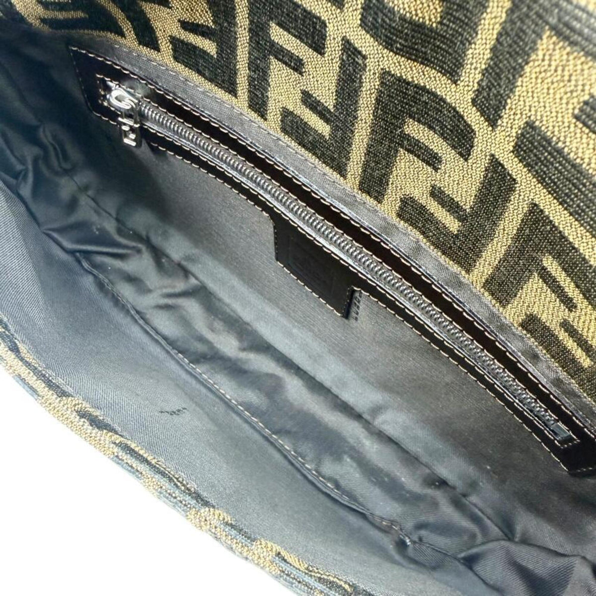 Fendi Brown Canvas Leather Handbag Pouch (Pre-Owned)