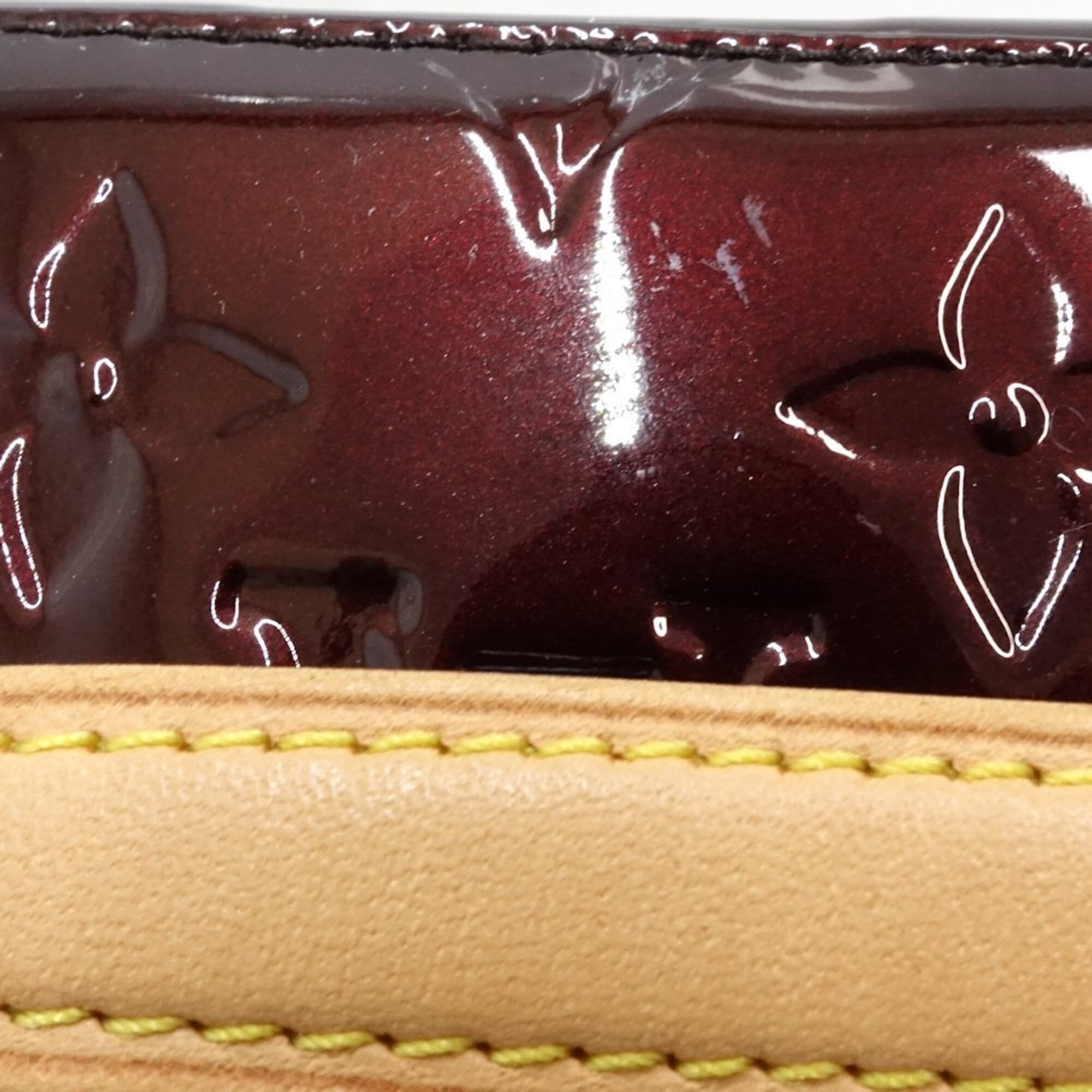 Louis Vuitton Amarante Monogram Vernis Pouch (Pre-Owned)