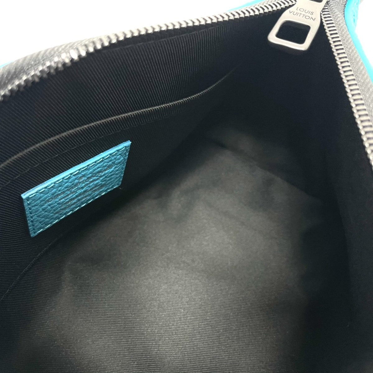 Louis Vuitton Blue Monogram Empreinte Shoulder Bag (Pre-Owned)