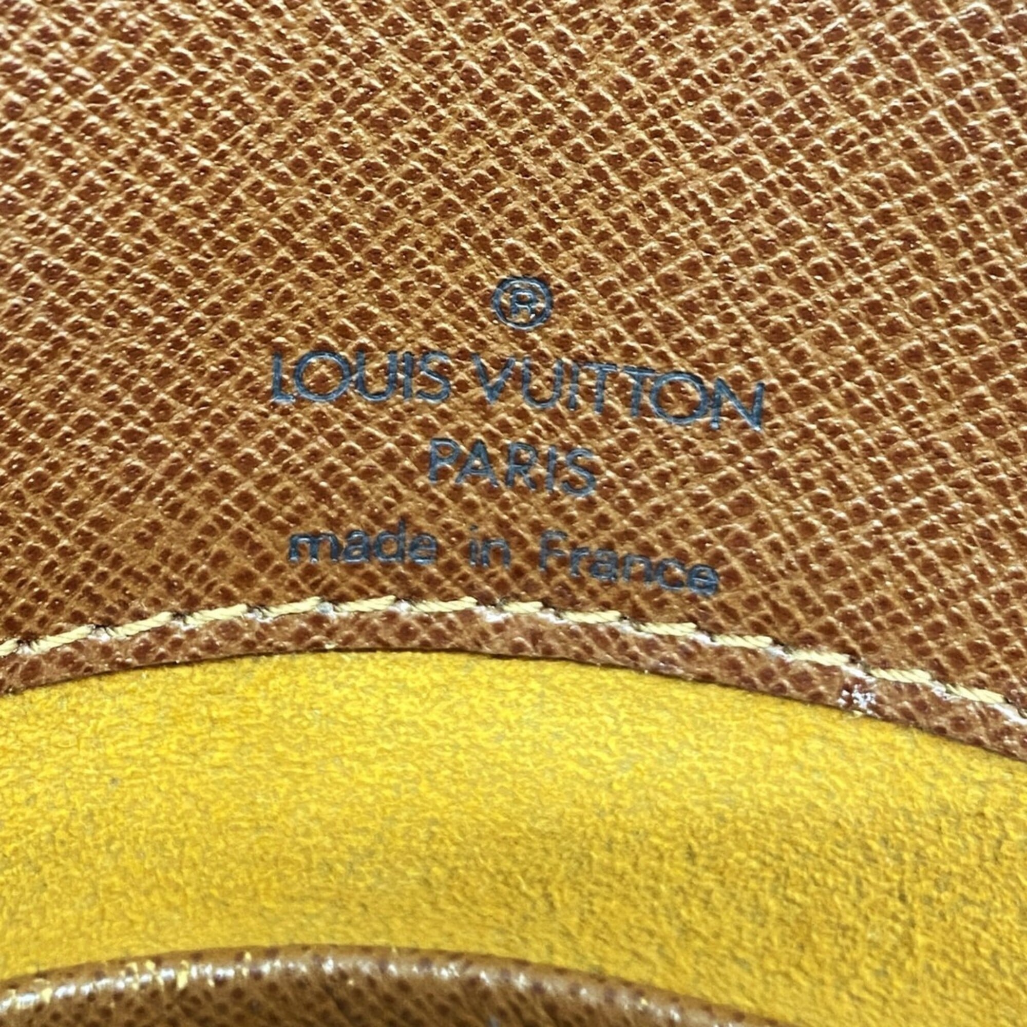 Louis Vuitton Brown Shoulder Bag (Pre-Owned)