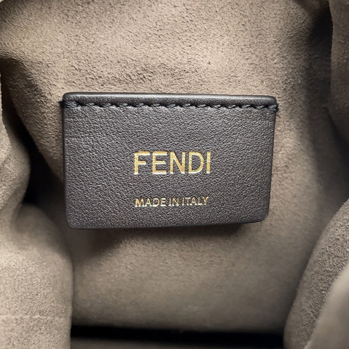 Fendi Navy Red Color White Leather Handbag Shoulder Bag (Pre-Owned)