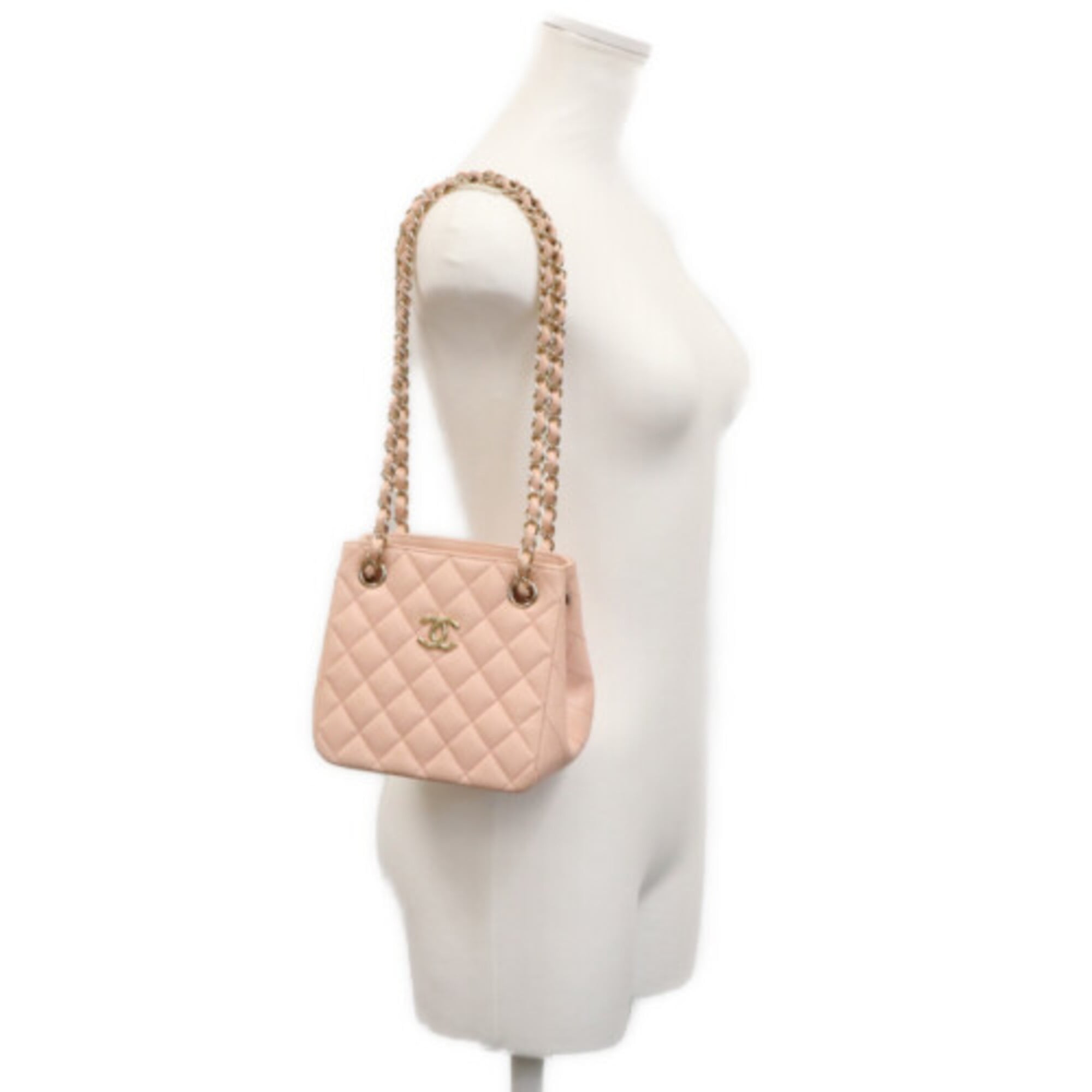 Chanel Pink Grained Calfskin Shoulder Bag (Pre-Owned)