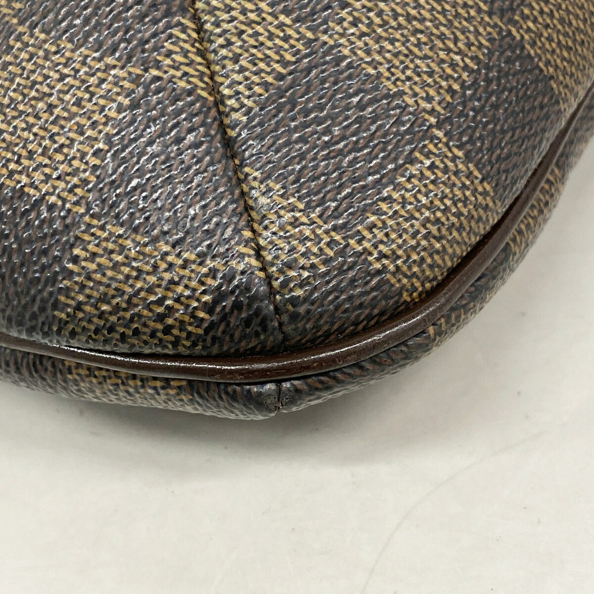 Louis Vuitton Ebene Shoulder Bag (Pre-Owned)