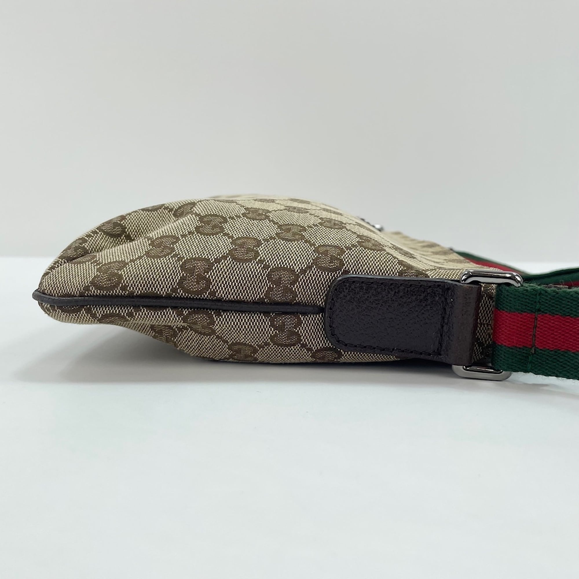 Gucci Beige Shoulder Bag (Pre-Owned)