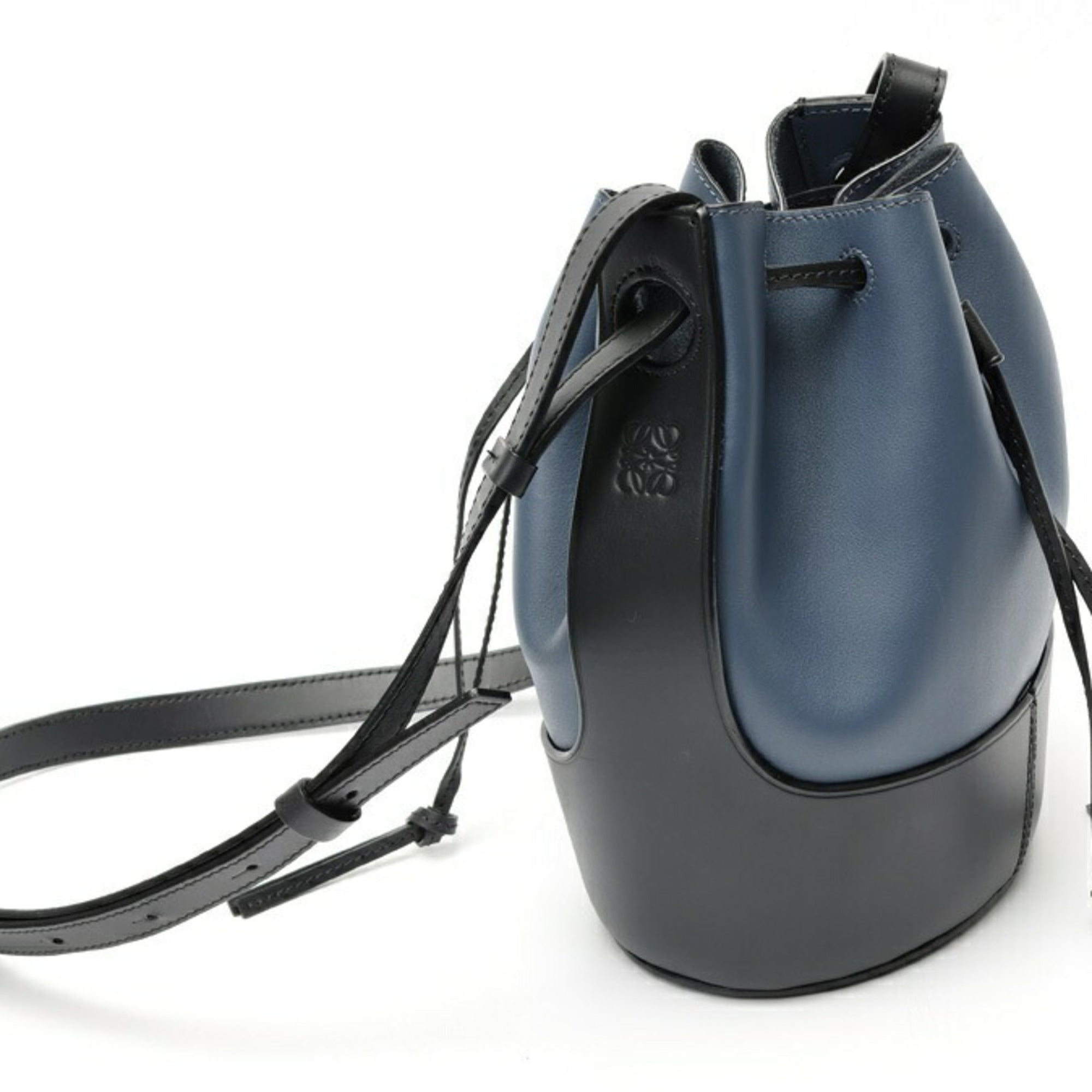 Loewe Black Blue Leather Shoulder Bag (Pre-Owned)