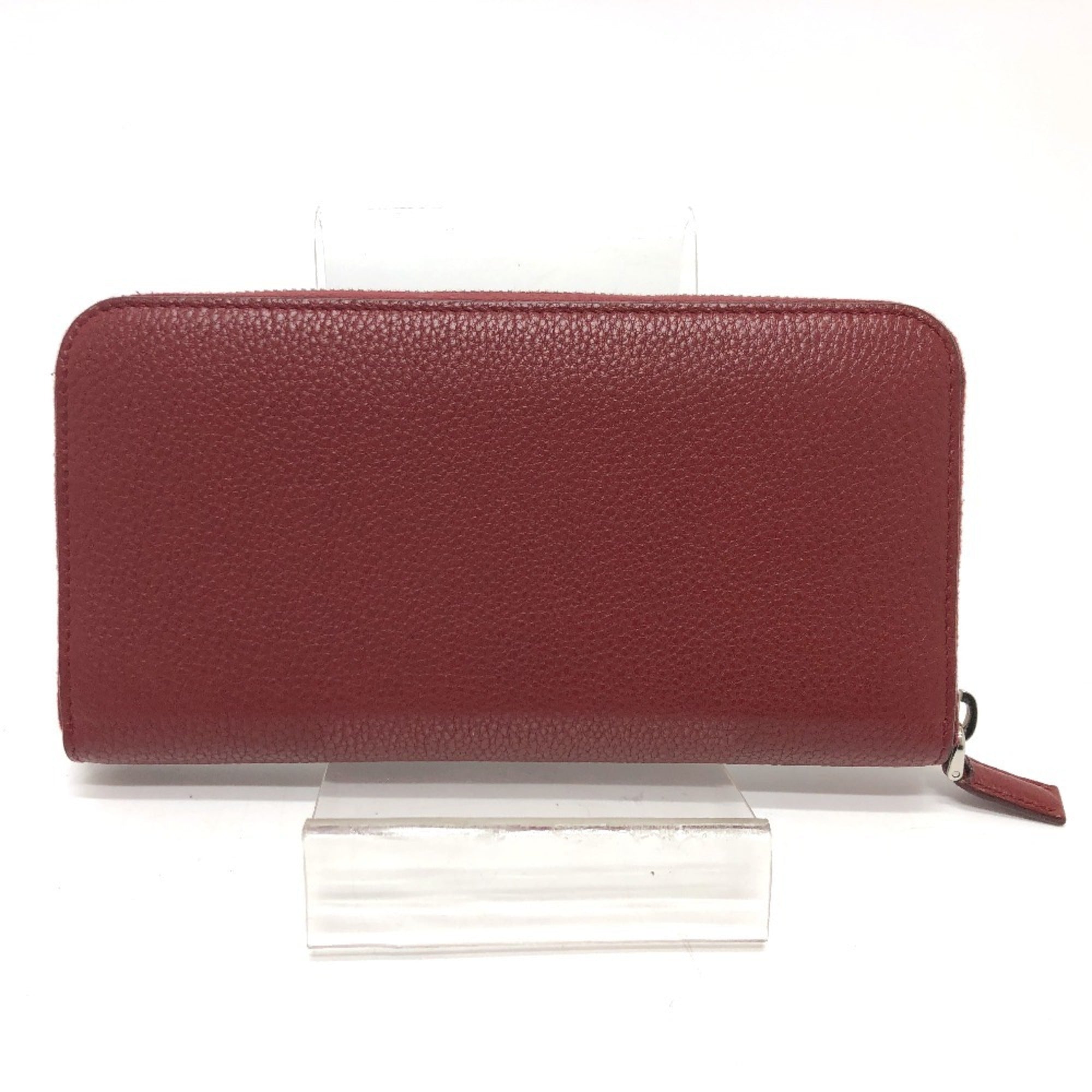 Prada Red Color Leather Long Wallet (Bi-Fold) (Pre-Owned)
