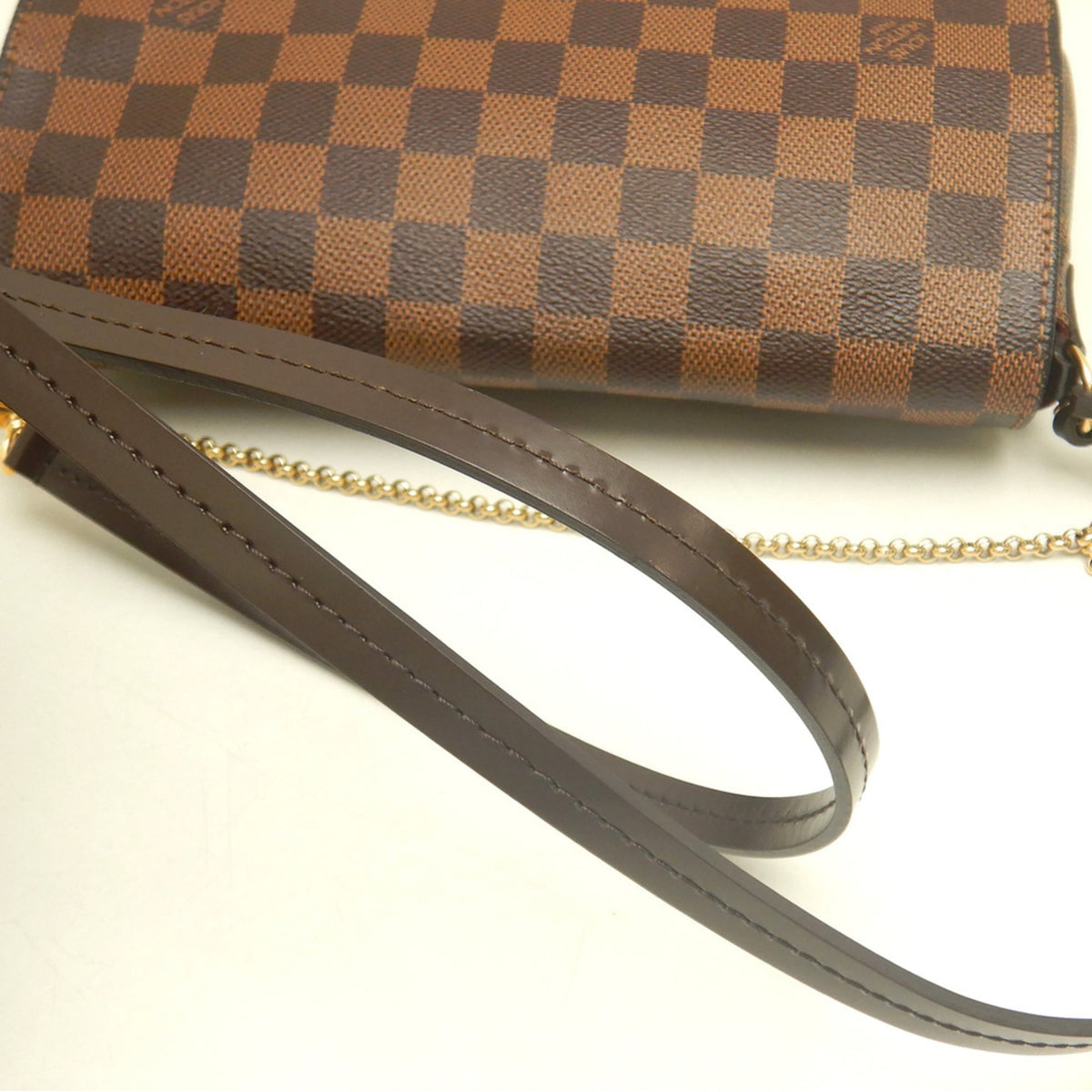 Louis Vuitton Ebene Damier Canvas Shoulder Bag (Pre-Owned)