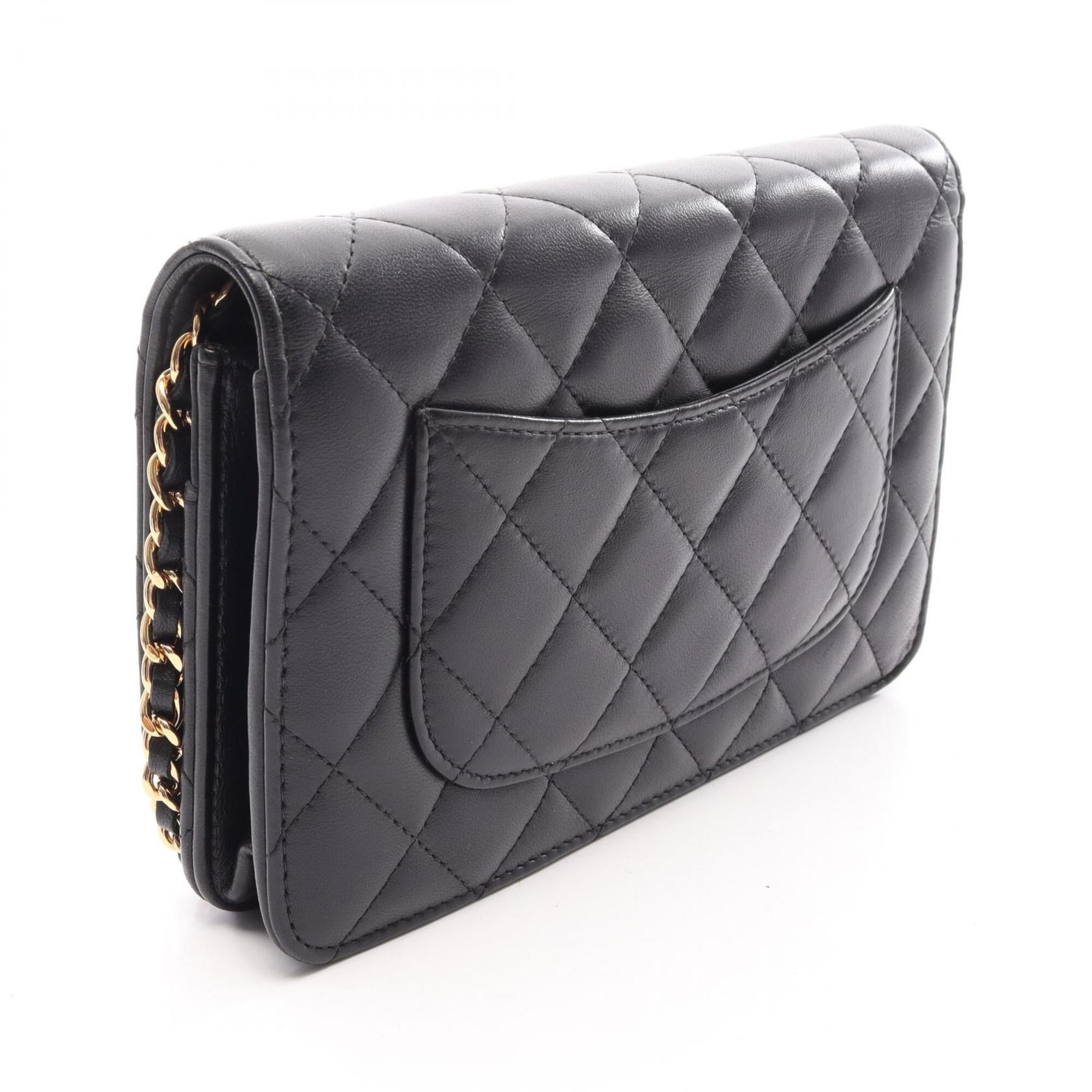 Chanel Black Leather Handbag Shoulder Bag (Pre-Owned)