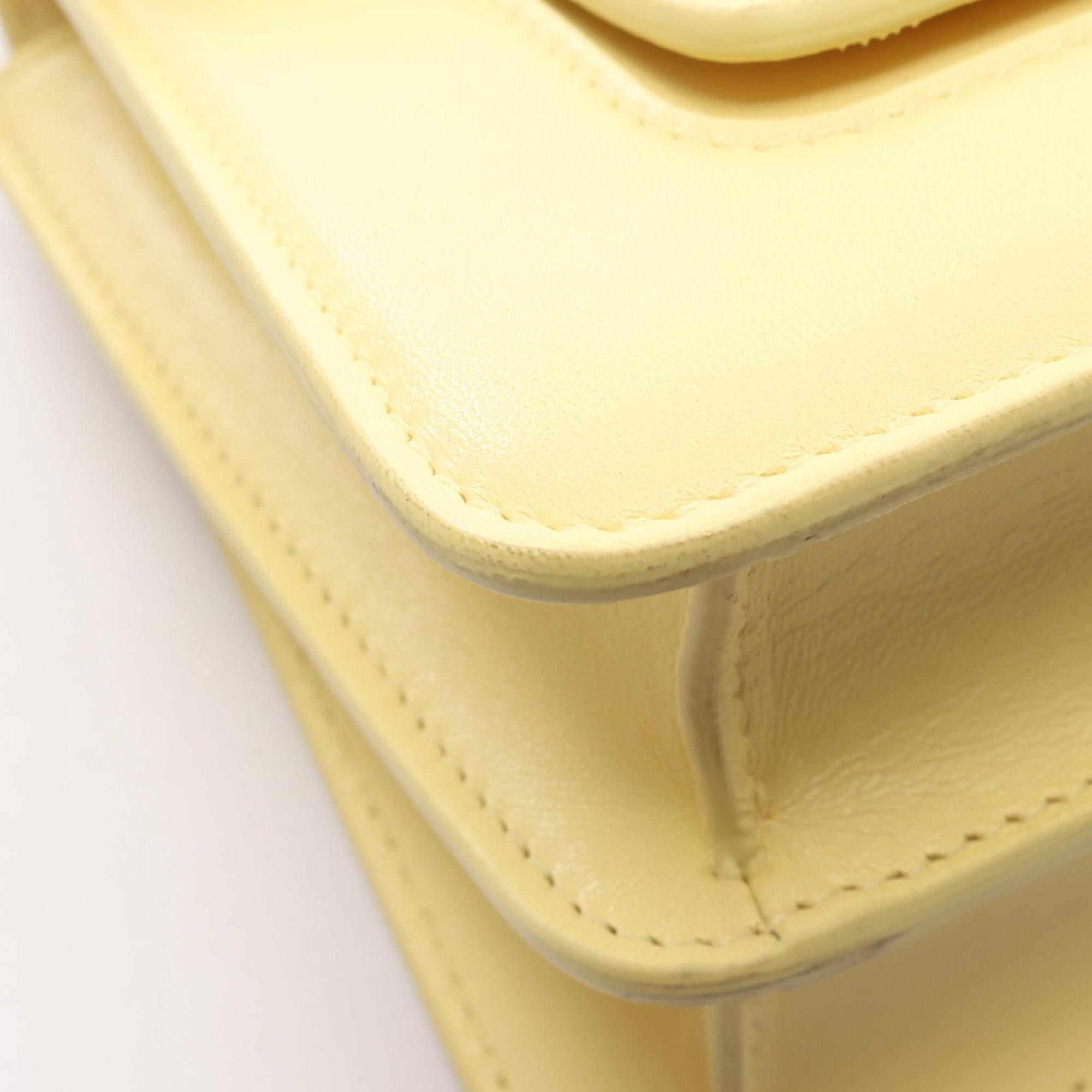 Bvlgari Yellow Leather Handbag (Pre-Owned)