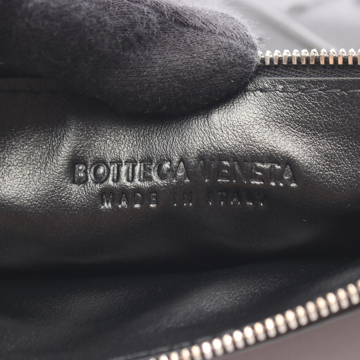 Bottega Veneta Intrecciato Black Leather Clutch Bag Handbag (Pre-Owned)