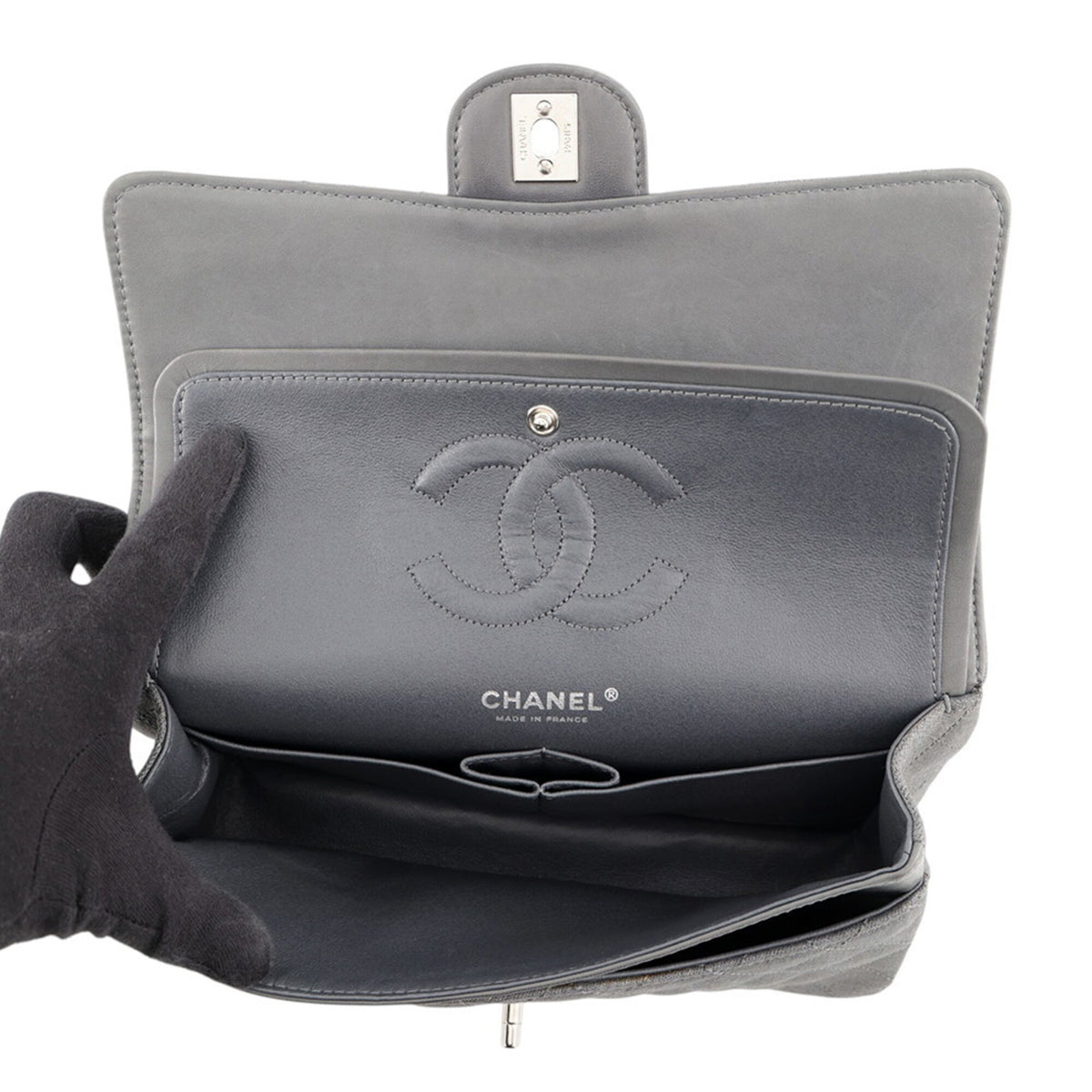 Chanel Matelasse Gray Canvas Shoulder Bag (Pre-Owned)