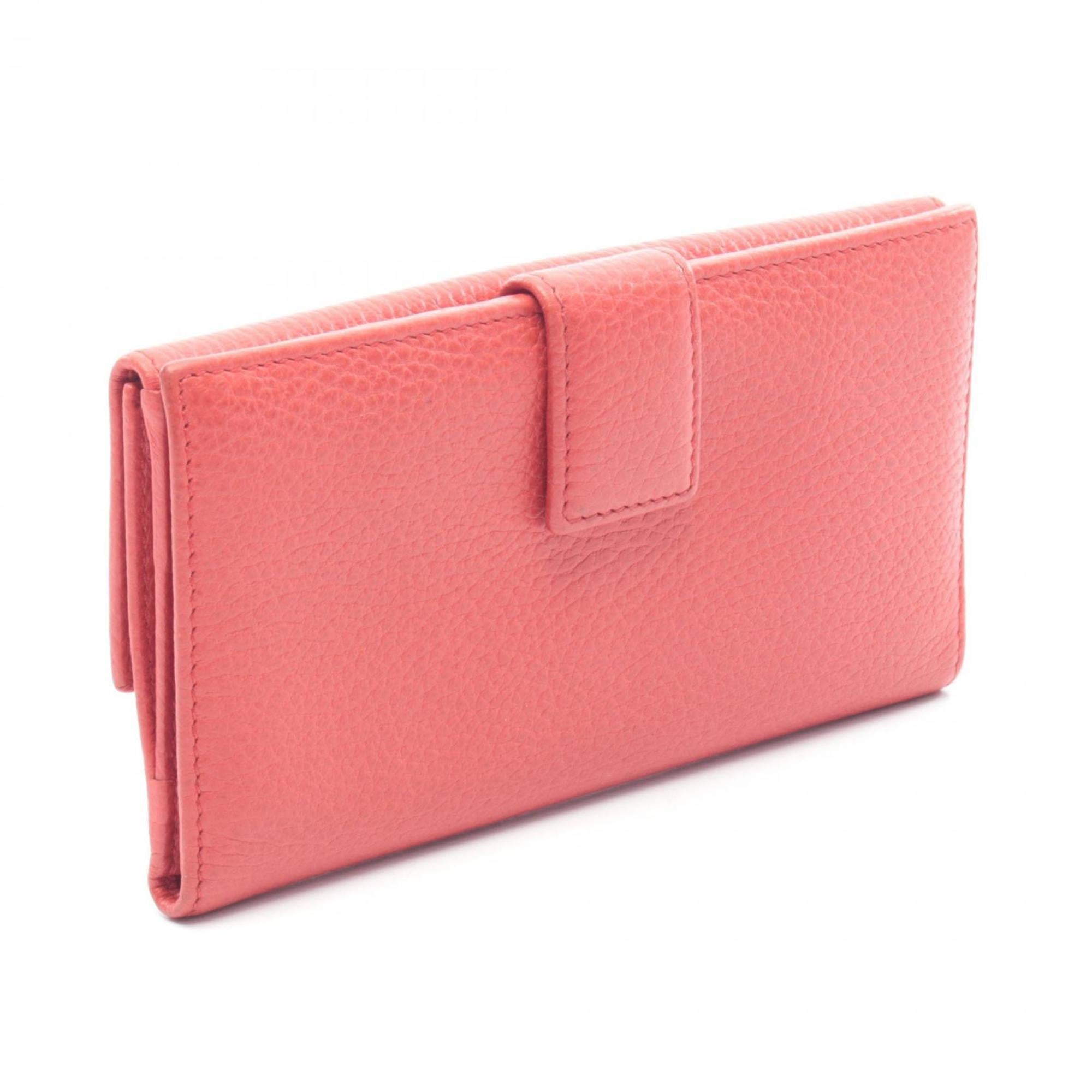 Gucci Red Color Leather Long Wallet (Bi-Fold) (Pre-Owned)