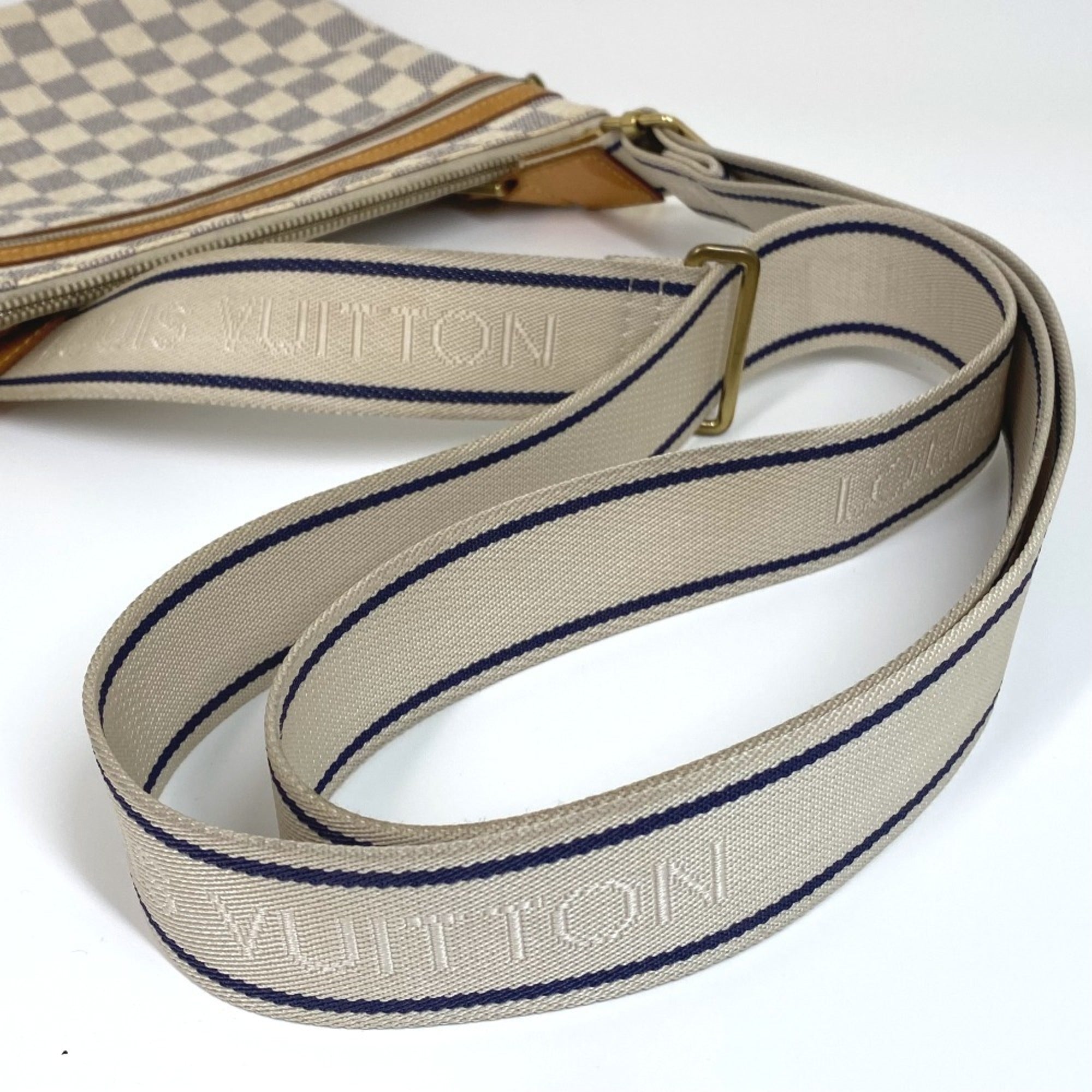 Louis Vuitton Damier Azur Azur White Damier Azur Pochette Shoulder Bag (Pre-Owned)