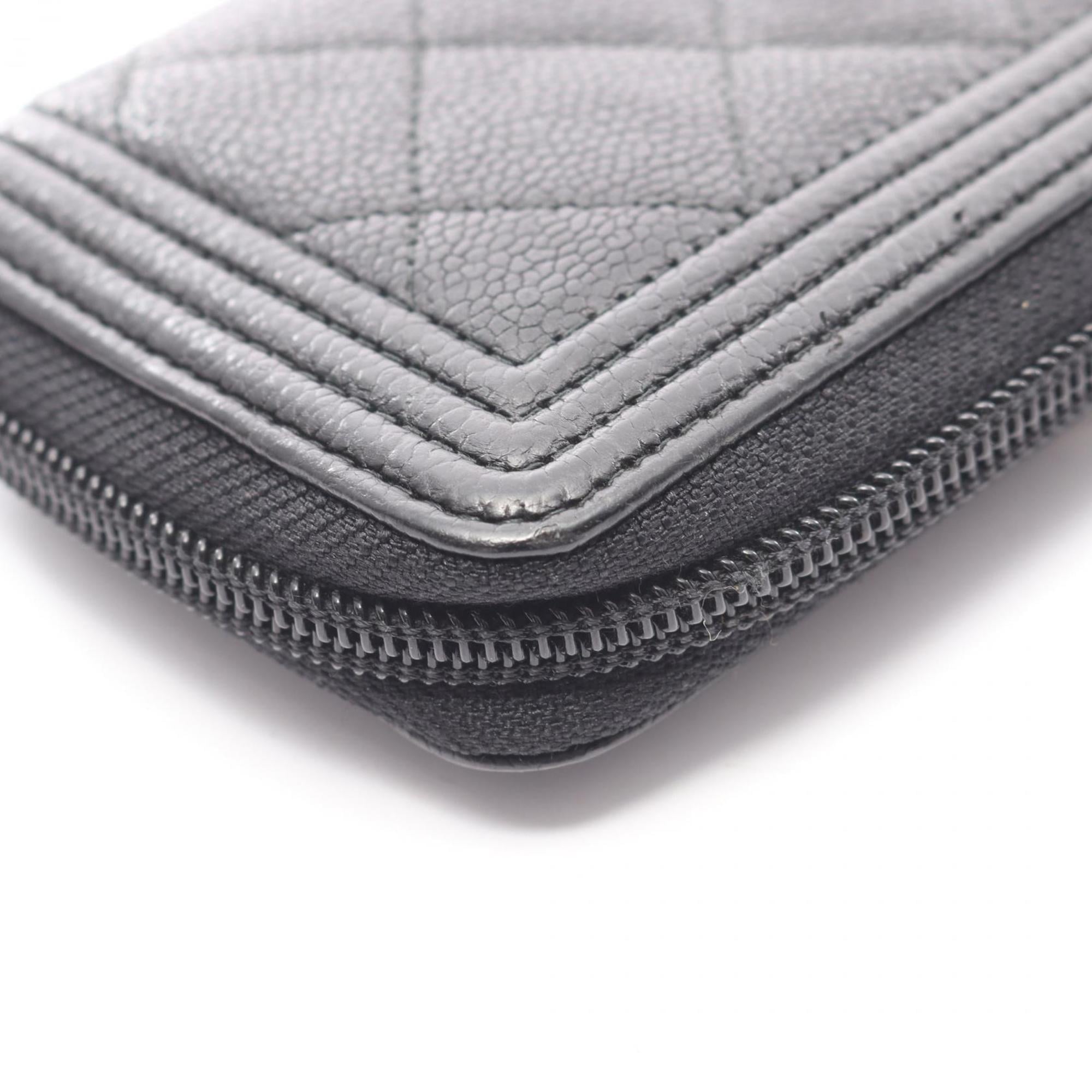 Chanel Black Leather Wallet (Bi-Fold) (Pre-Owned)