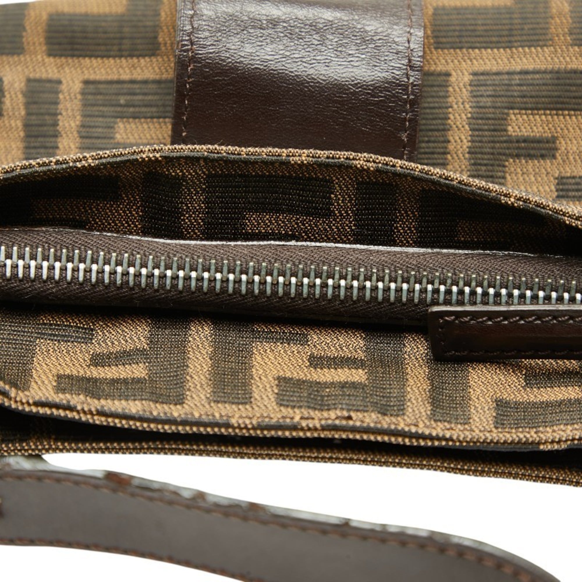 Fendi Brown Canvas Leather Shoulder Bag (Pre-Owned)