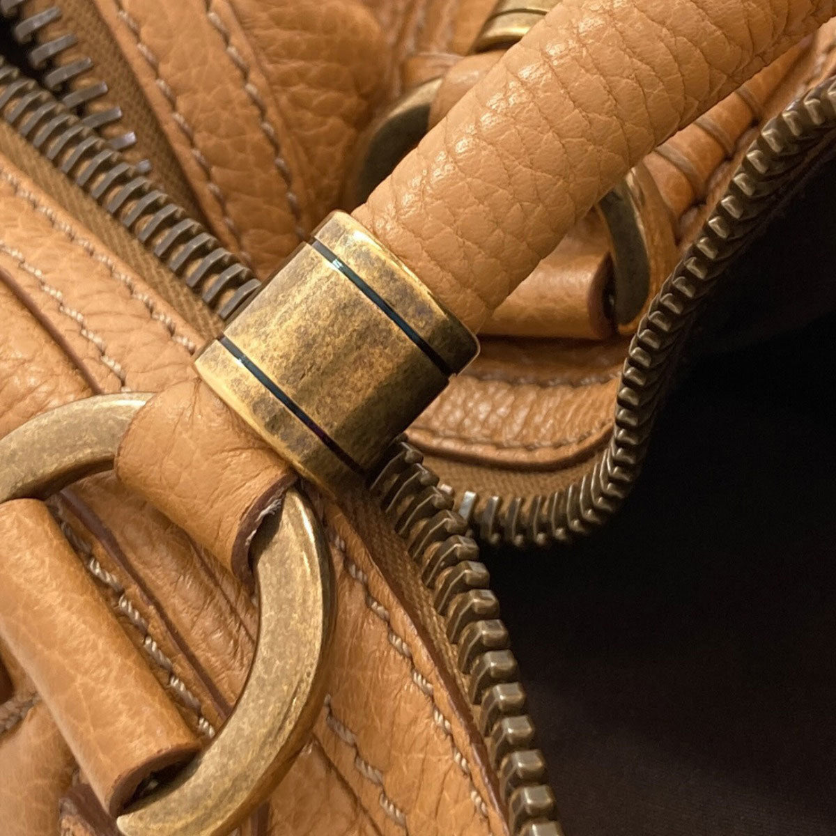 Tod's Brown Leather Handbag (Pre-Owned)