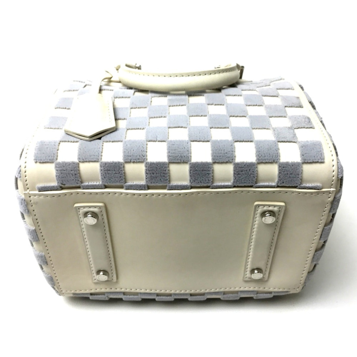 Louis Vuitton White Other Handbag (Pre-Owned)