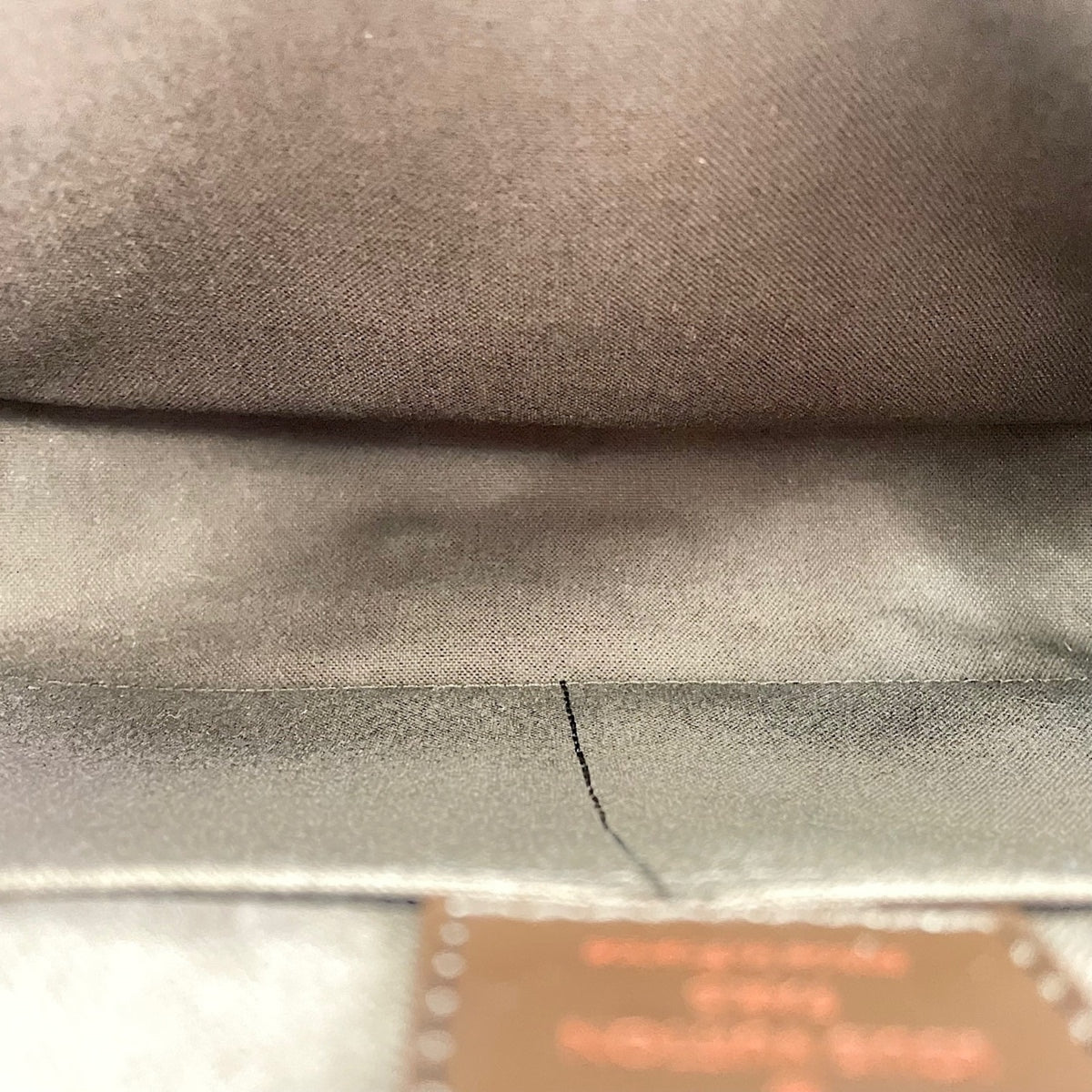 Louis Vuitton Brown Shoulder Bag (Pre-Owned)