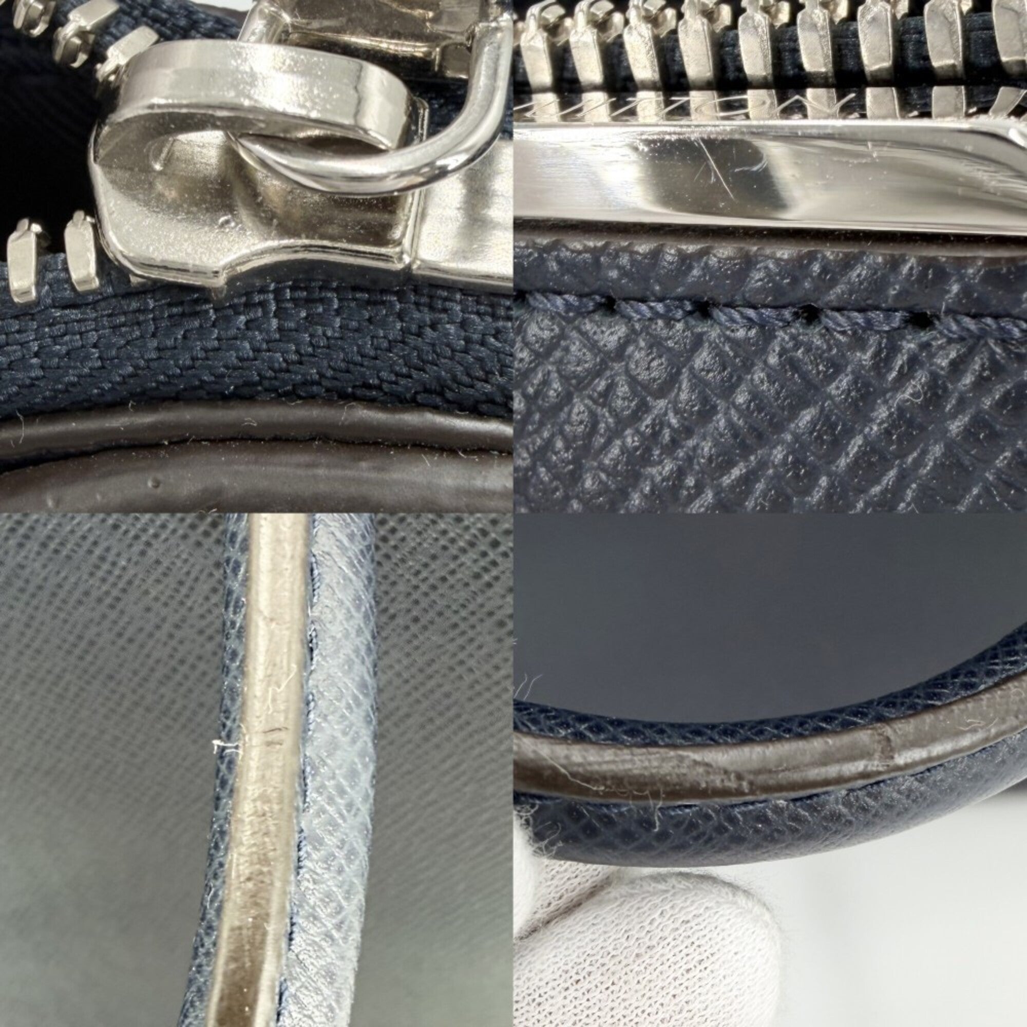 Louis Vuitton Taiga Navy Taiga Leather Handbag Shoulder Bag (Pre-Owned)