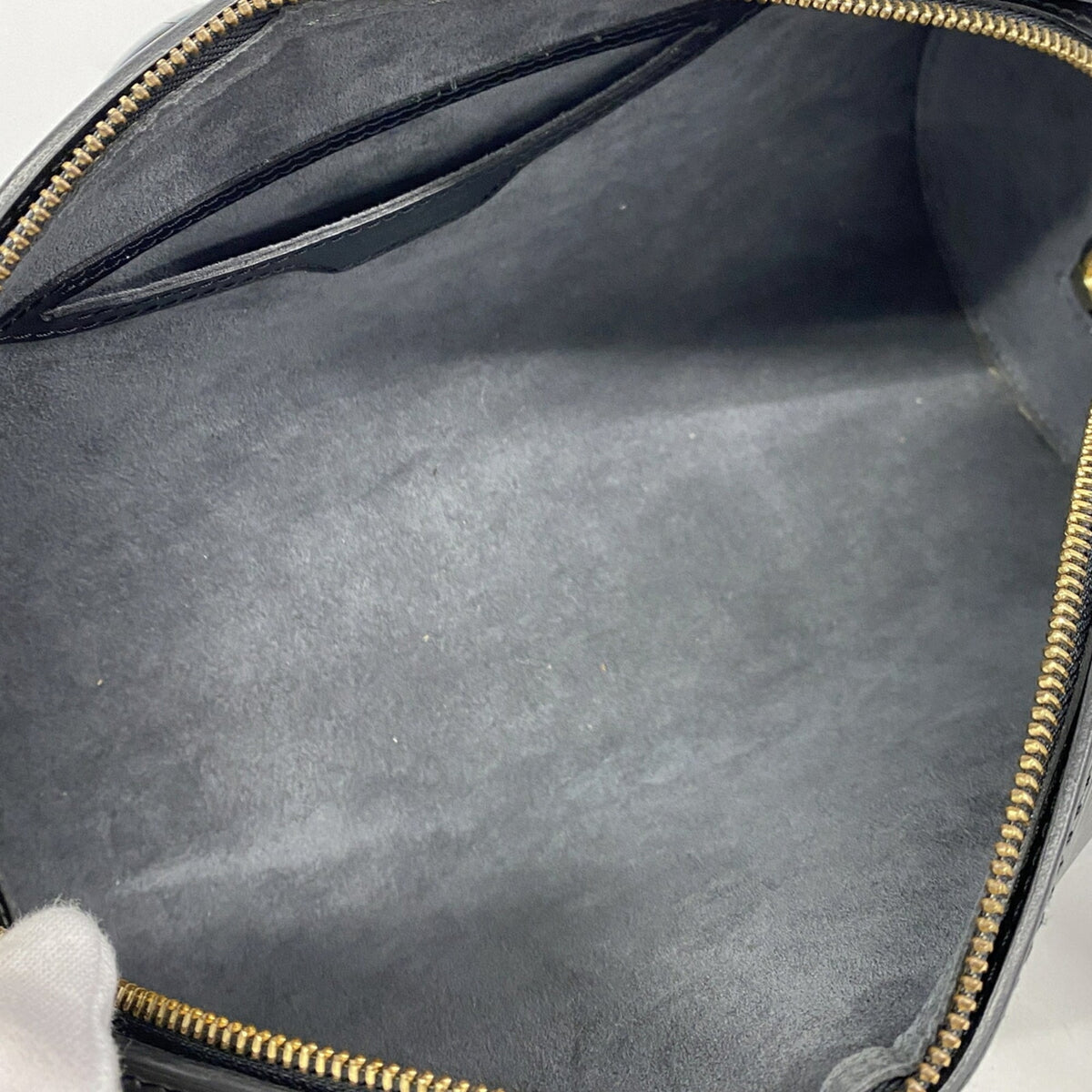 Louis Vuitton Noir Handbag (Pre-Owned)