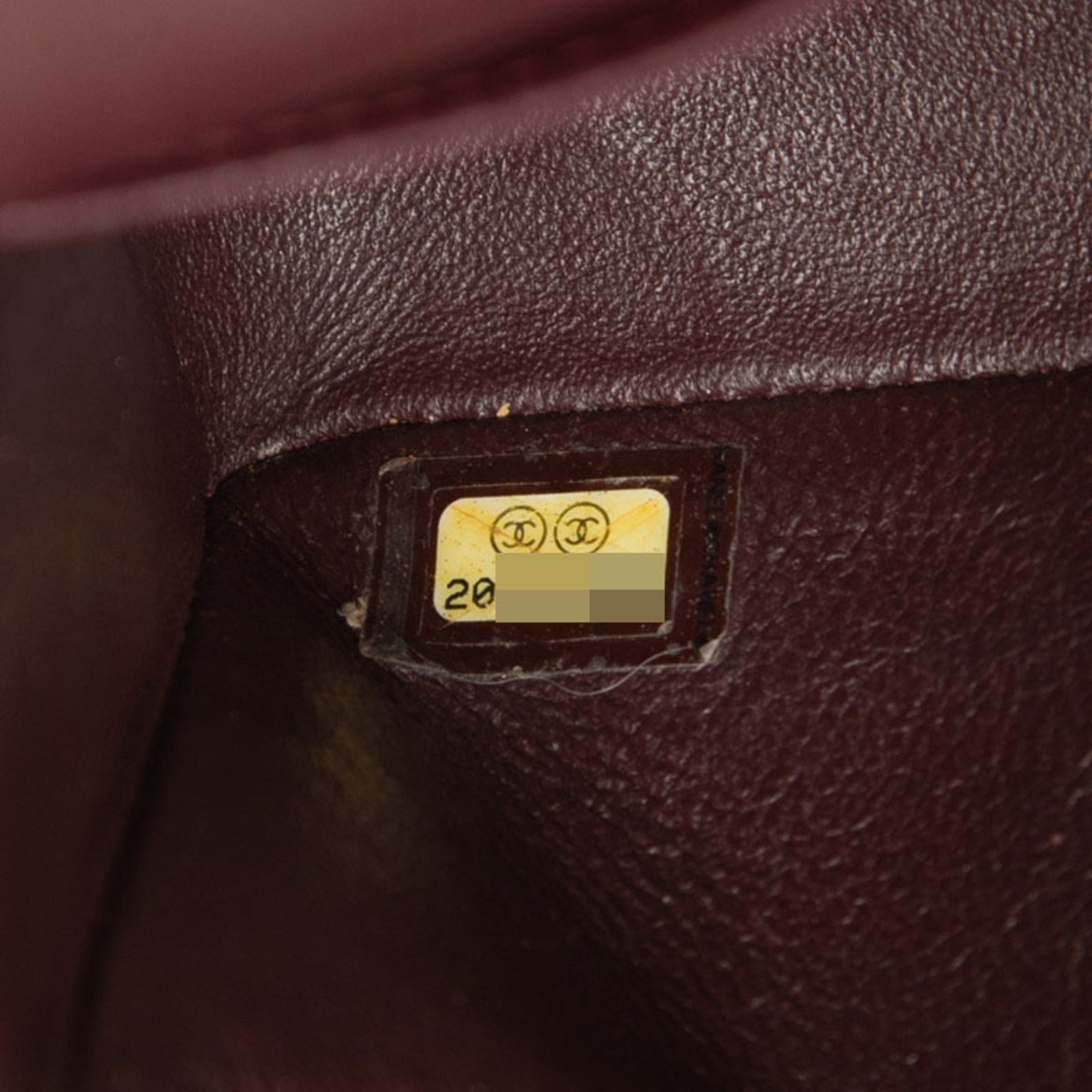 Chanel Black Grained Calfskin Shoulder Bag (Pre-Owned)