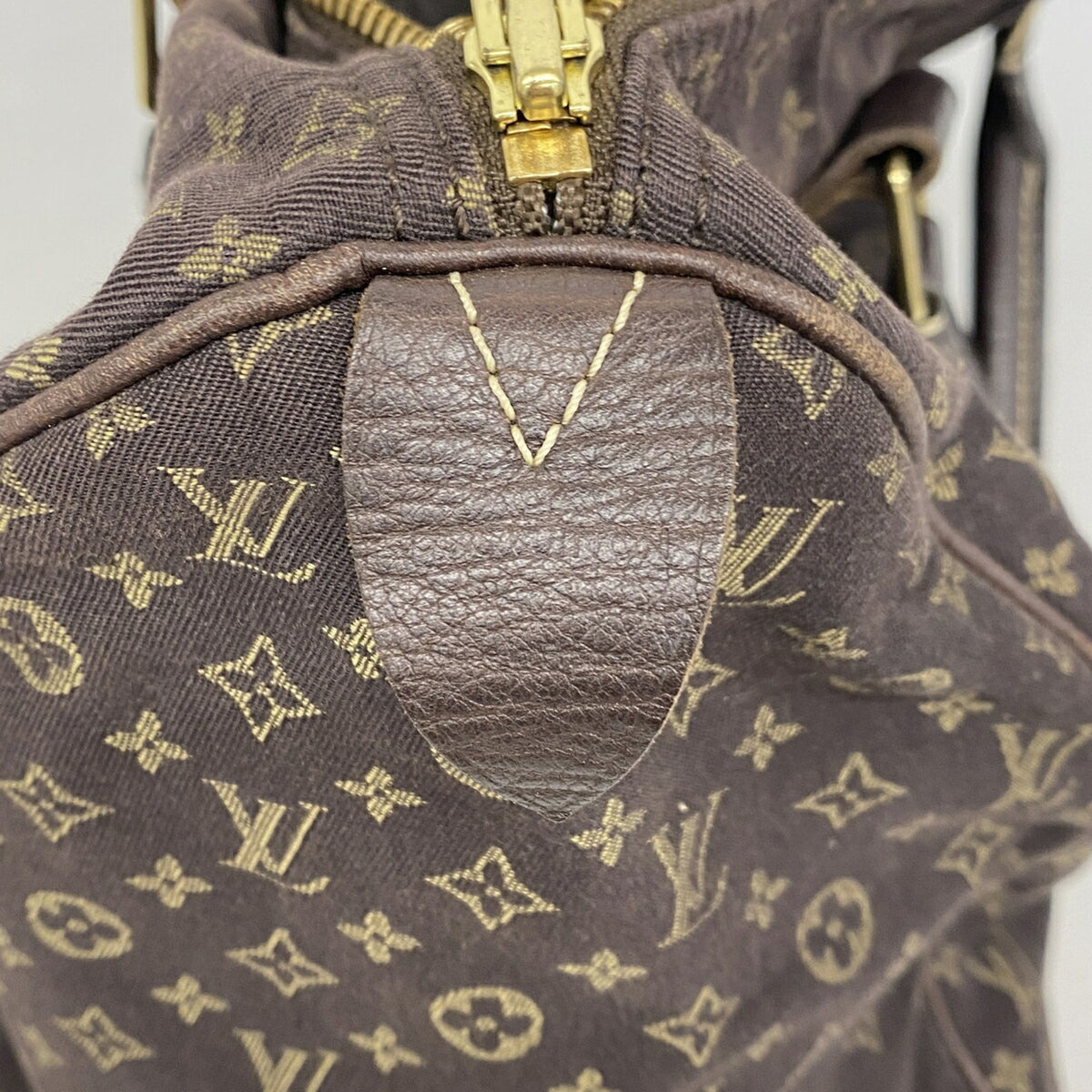 Louis Vuitton Ebene Handbag (Pre-Owned)