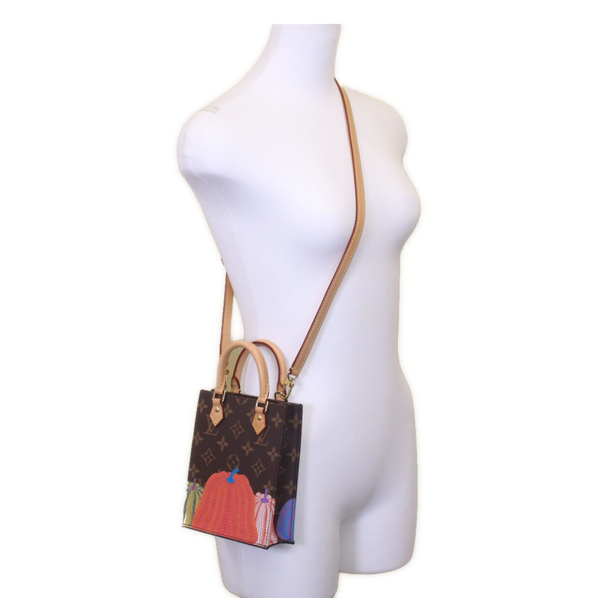Louis Vuitton Vert Monogram Shoulder Bag (Pre-Owned)