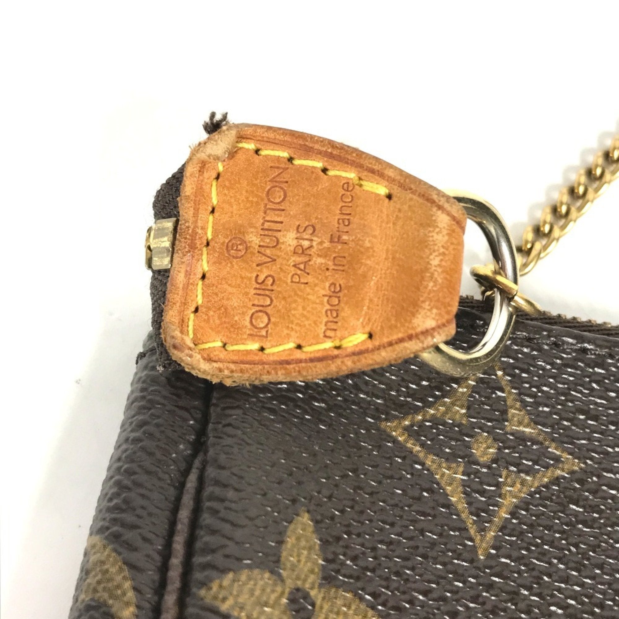 Louis Vuitton Brown Canvas Handbag Pochette (Pre-Owned)