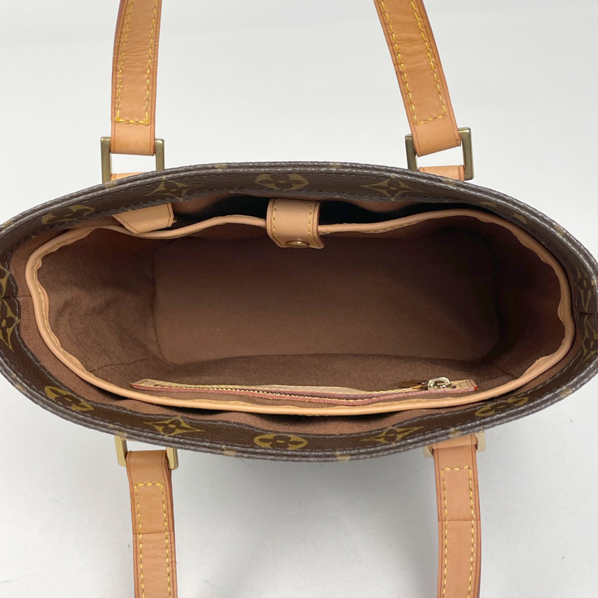 Louis Vuitton Brown Monogram Handbag (Pre-Owned)