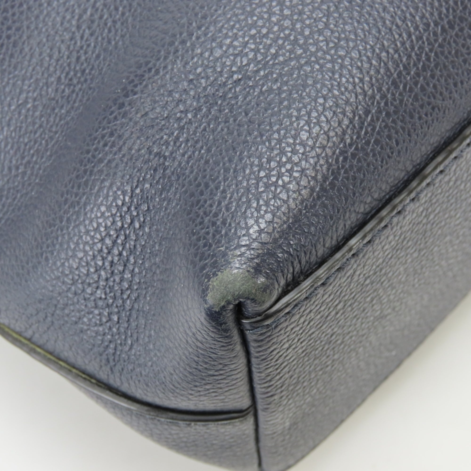 Coach Navy Leather Shoulder Bag (Pre-Owned)