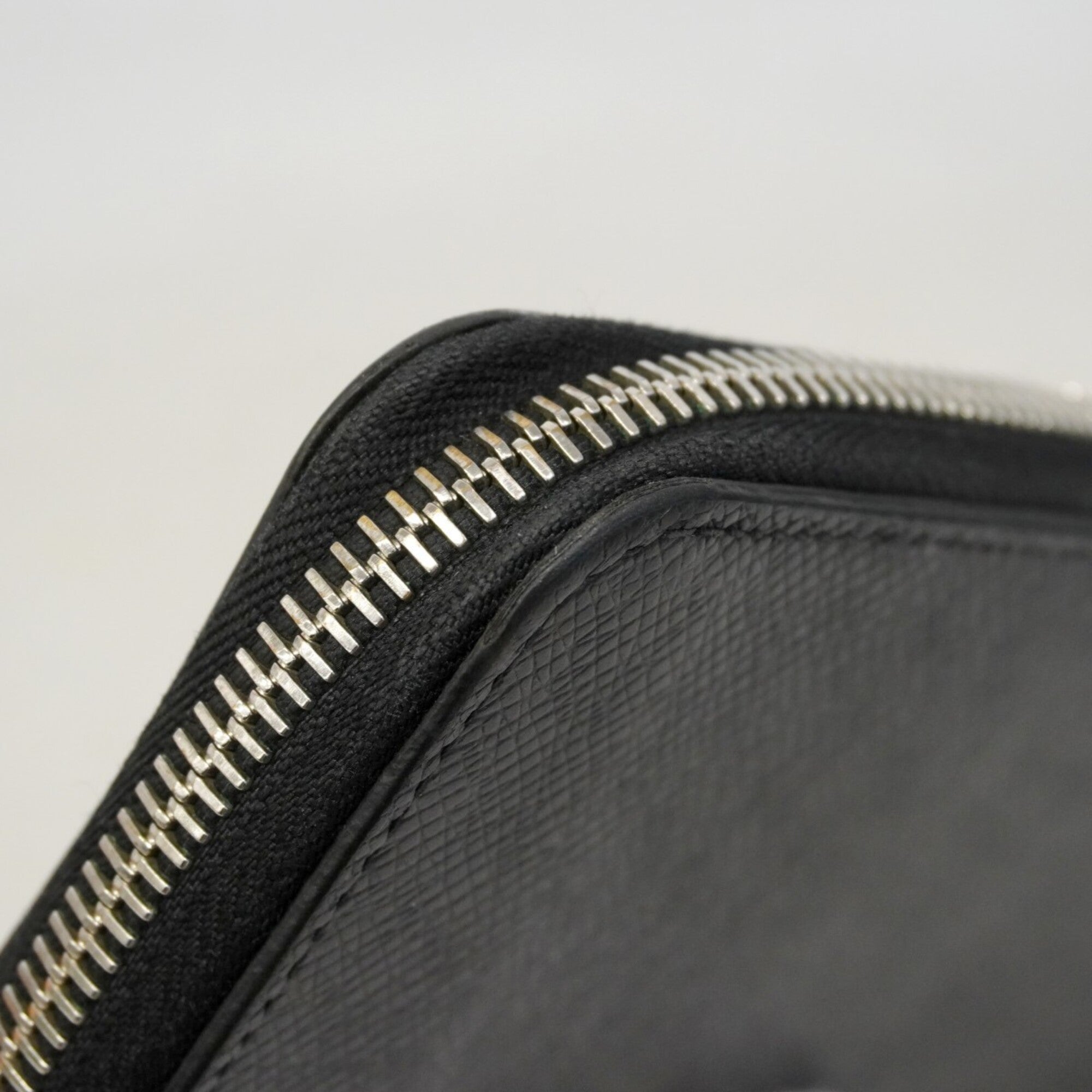 Louis Vuitton Ardoise Long Wallet (Bi-Fold) (Pre-Owned)