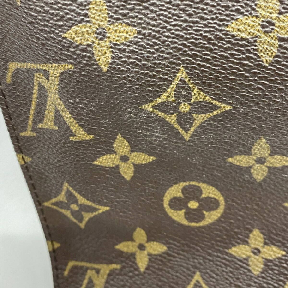 Louis Vuitton Brown Pouch (Pre-Owned)