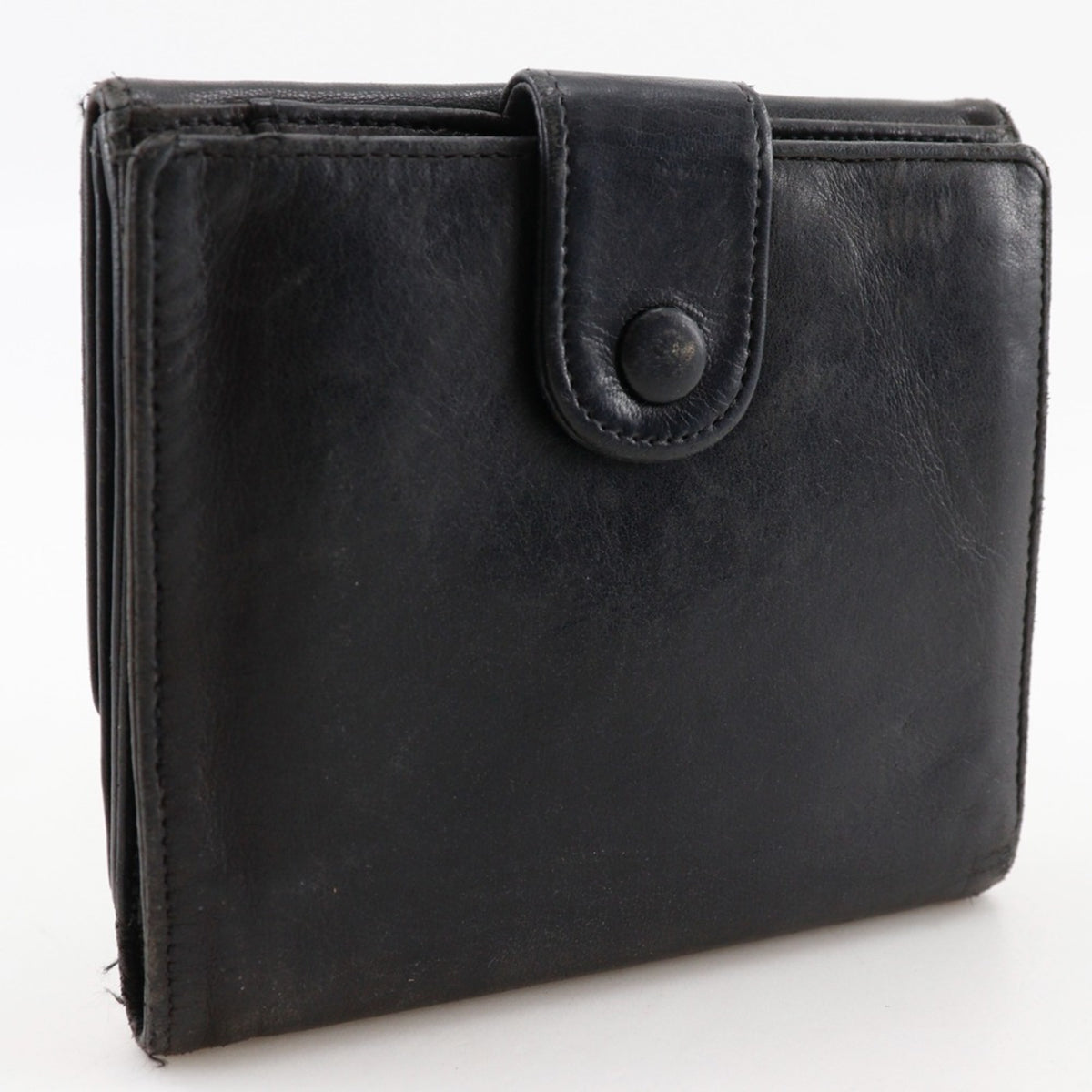 Chanel Black Leather Wallet (Bi-Fold) (Pre-Owned)