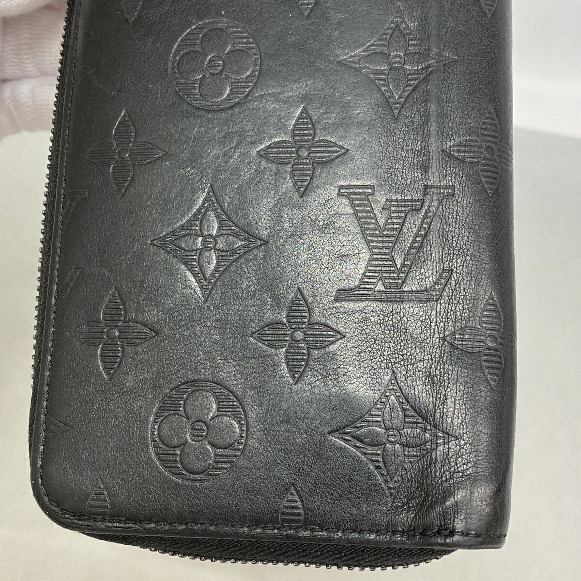Louis Vuitton Noir Long Wallet (Bi-Fold) (Pre-Owned)