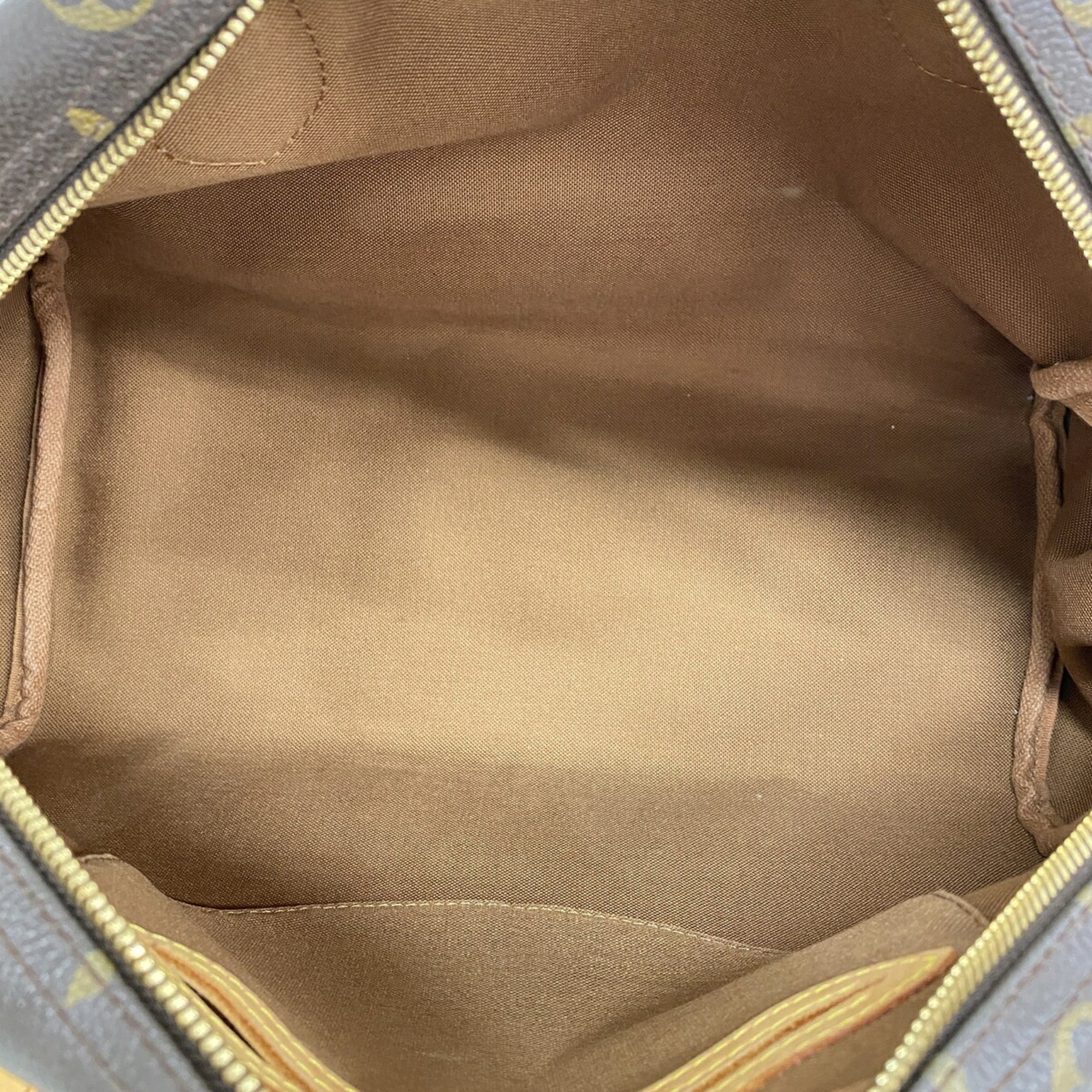 Louis Vuitton Brown Handbag (Pre-Owned)
