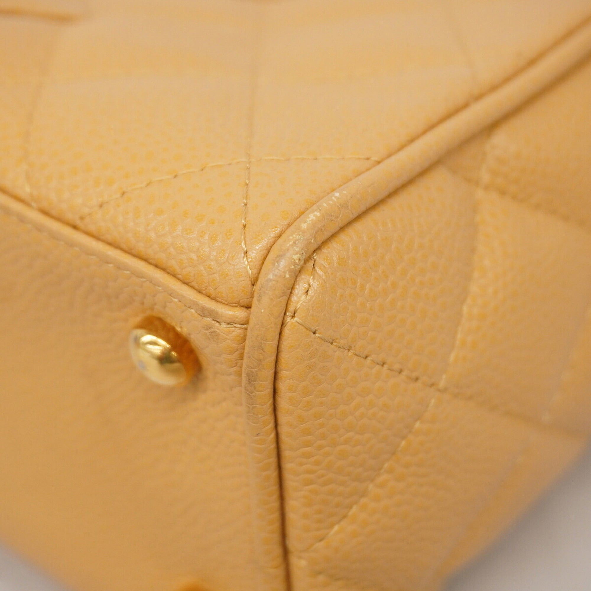 Chanel Beige Grained Calfskin Handbag (Pre-Owned)