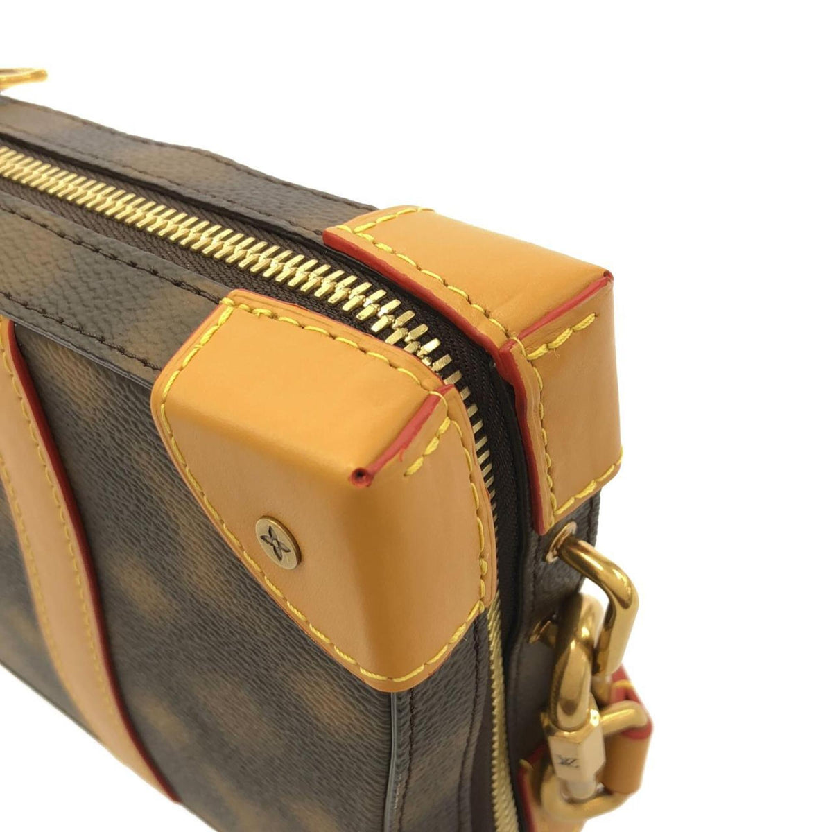 Louis Vuitton Brown Coated Canvas Shoulder Bag (Pre-Owned)