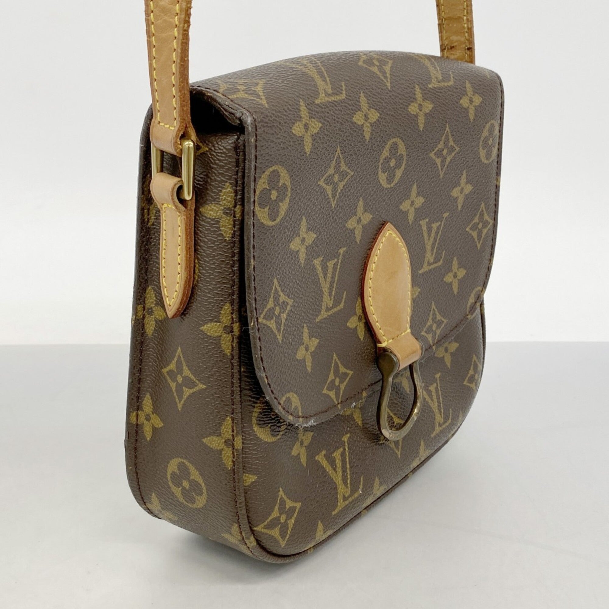 Louis Vuitton Brown Shoulder Bag (Pre-Owned)