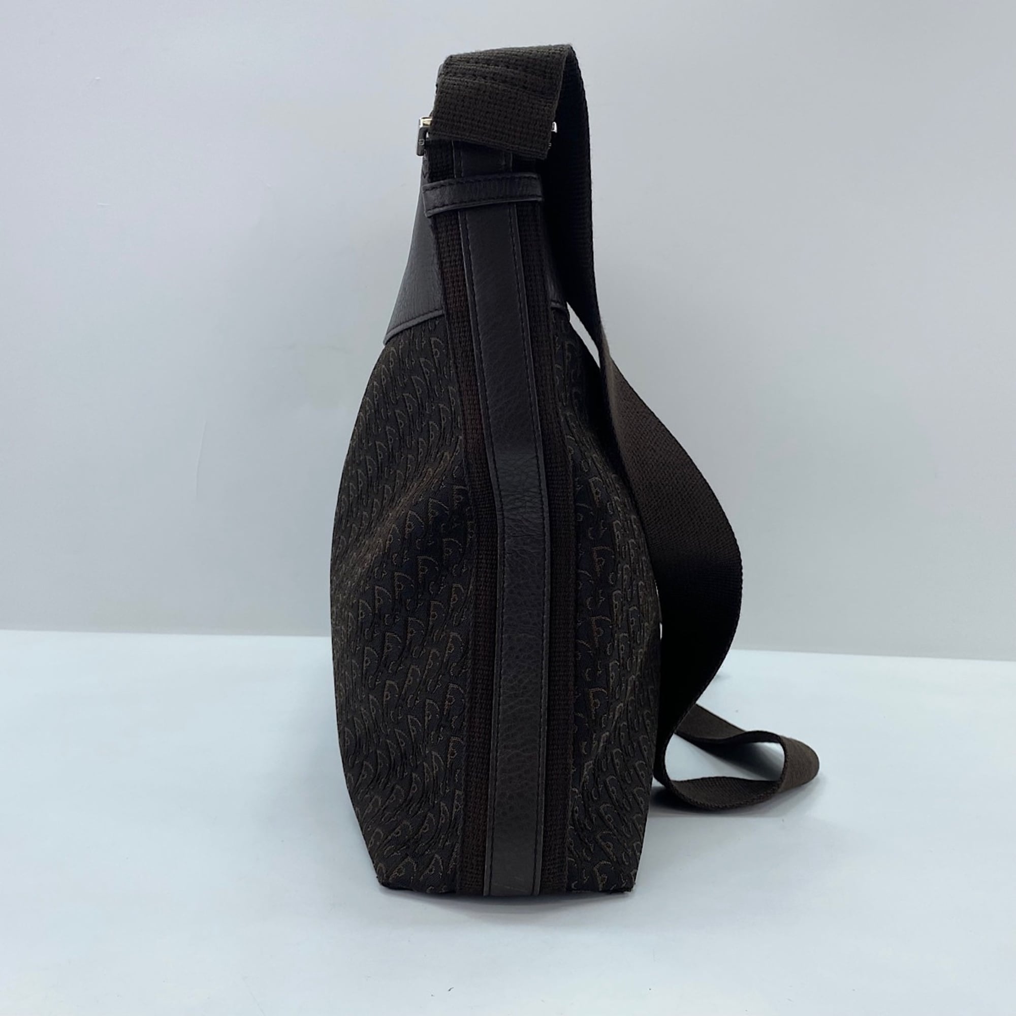 Christian Dior Brown Shoulder Bag (Pre-Owned)