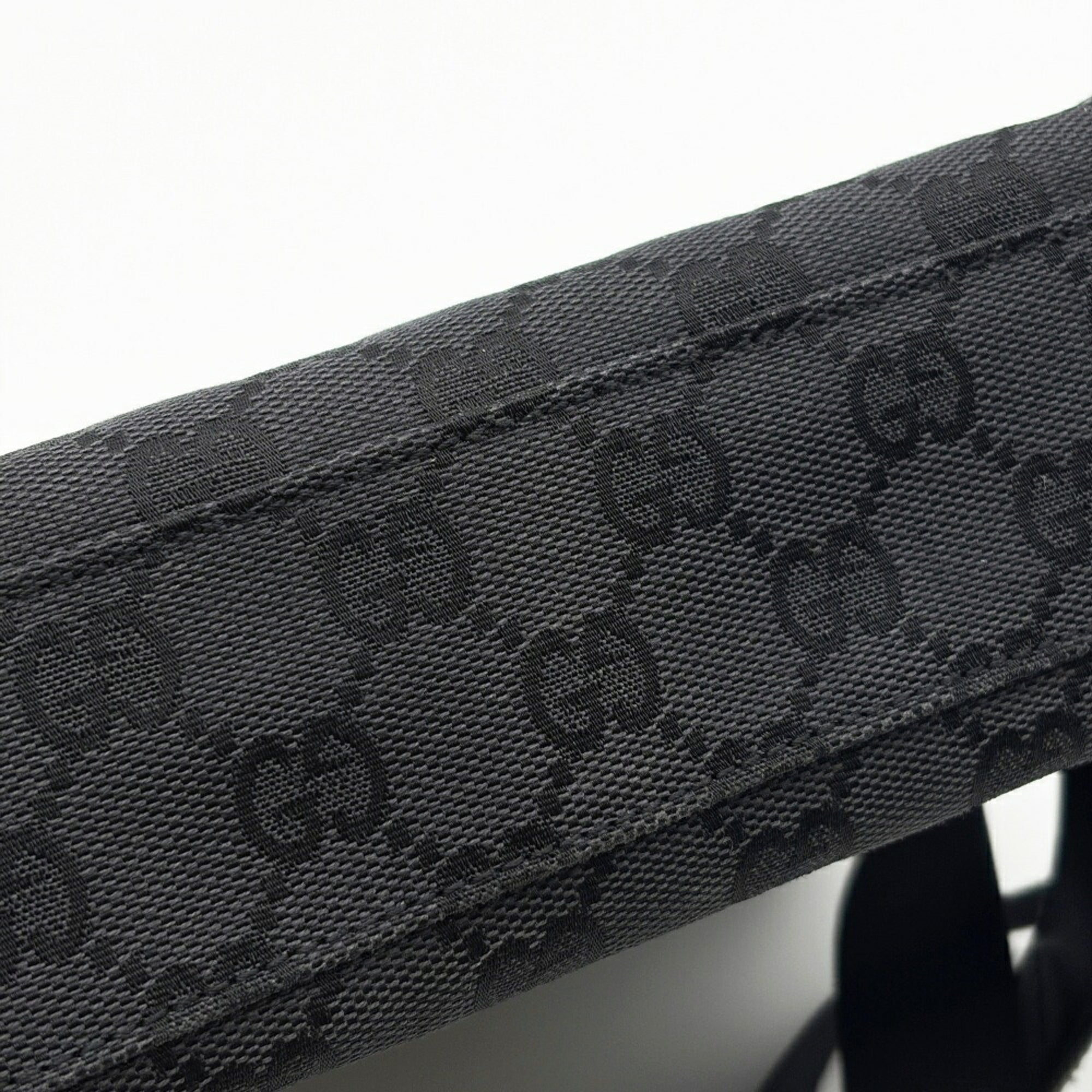 Gucci Black Gg Canvas Nylon (Pre-Owned)