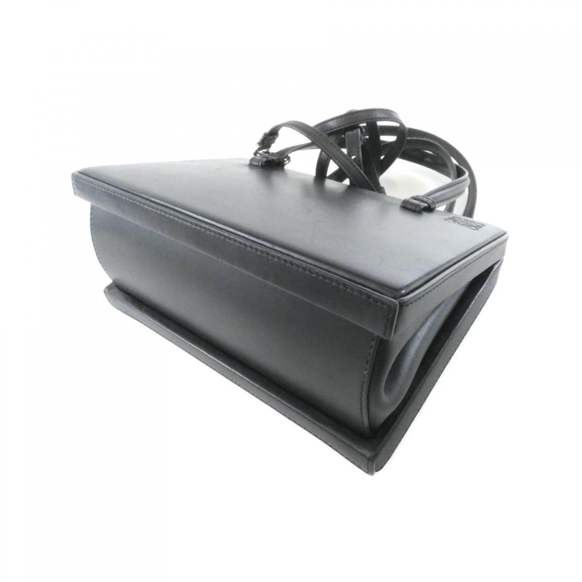 Loewe Black Leather Handbag (Pre-Owned)