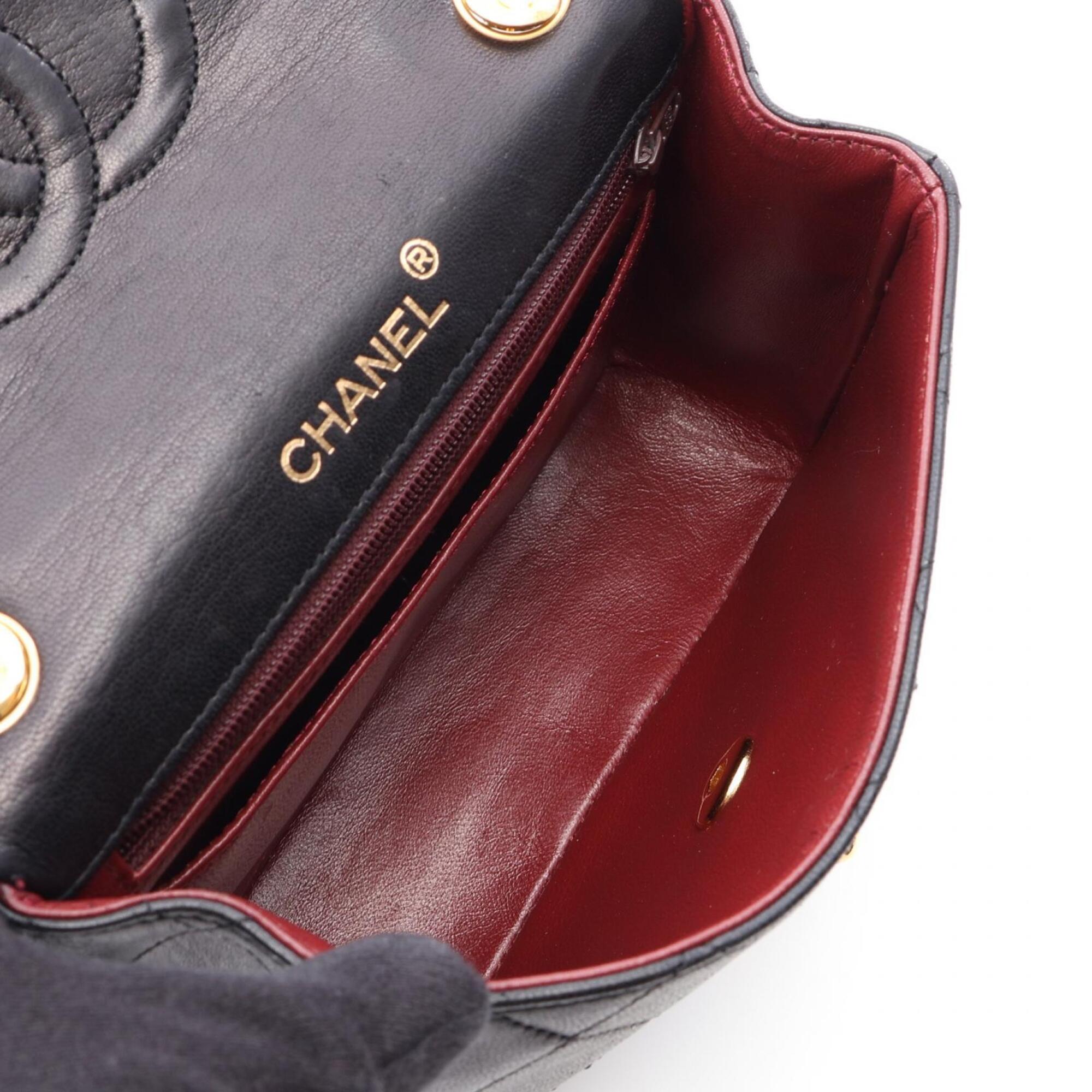 Chanel Black Leather Handbag (Pre-Owned)