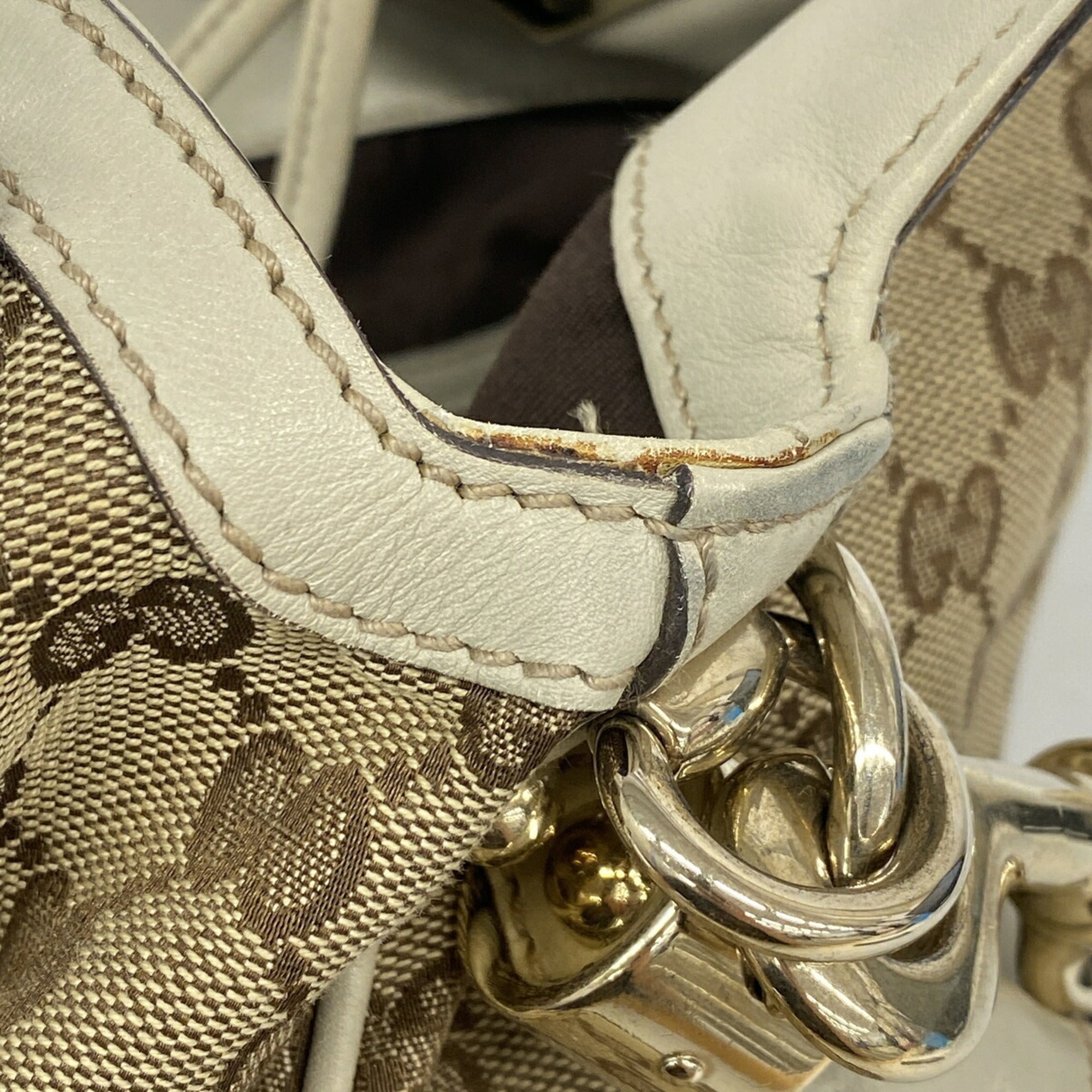 Gucci Brown Canvas Handbag (Pre-Owned)