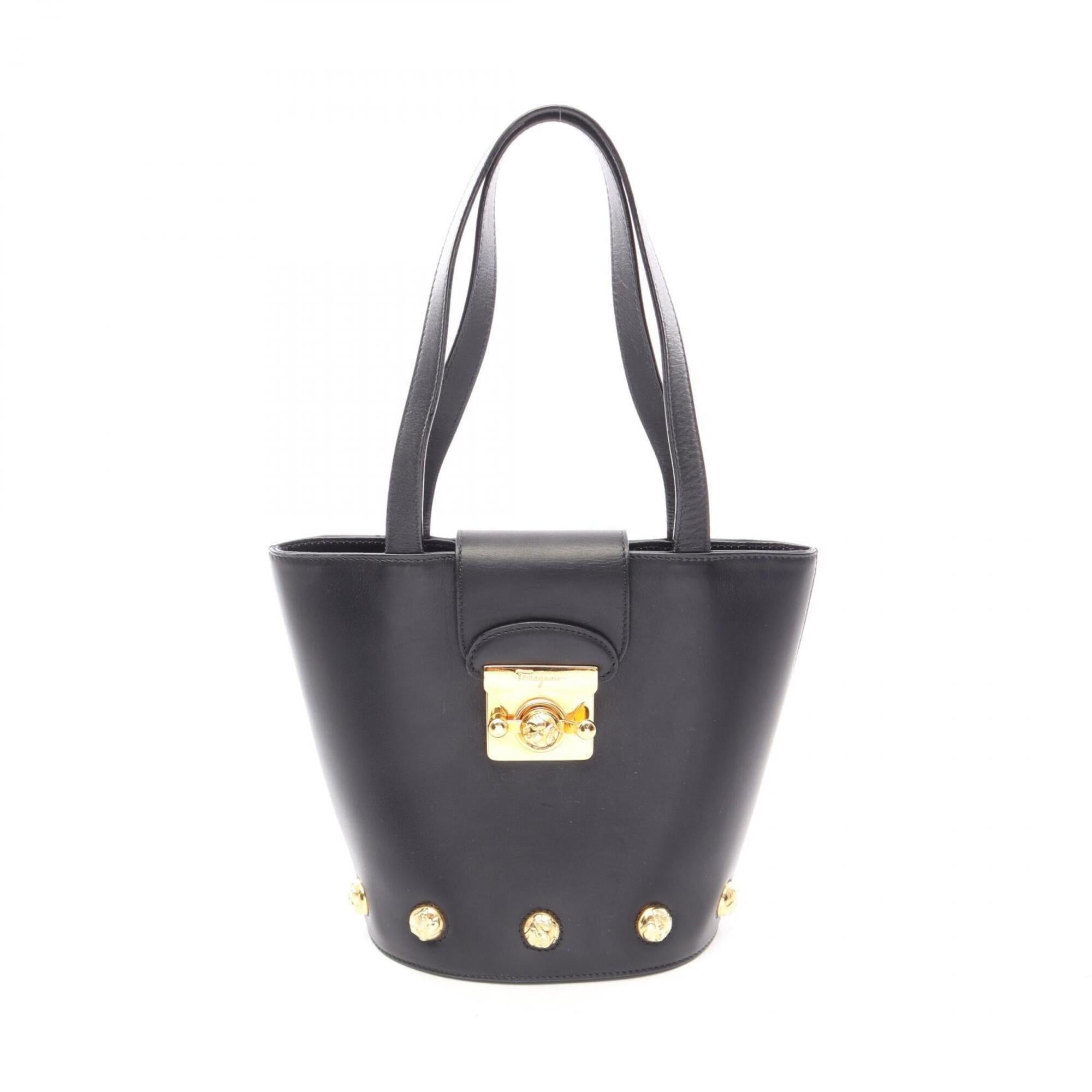 Salvatore Ferragamo Black Leather Handbag (Pre-Owned)