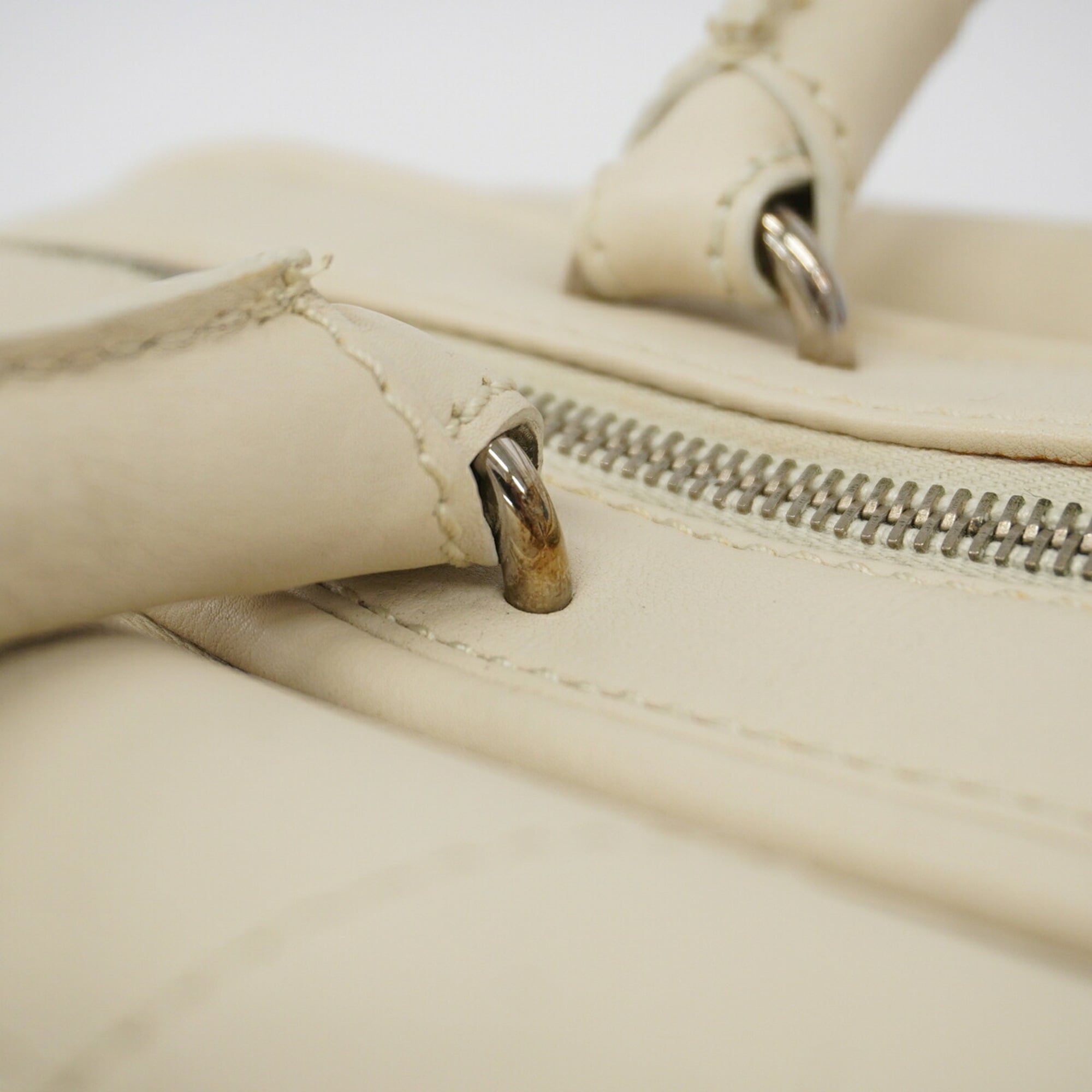 Chanel Ivory Leather Handbag (Pre-Owned)