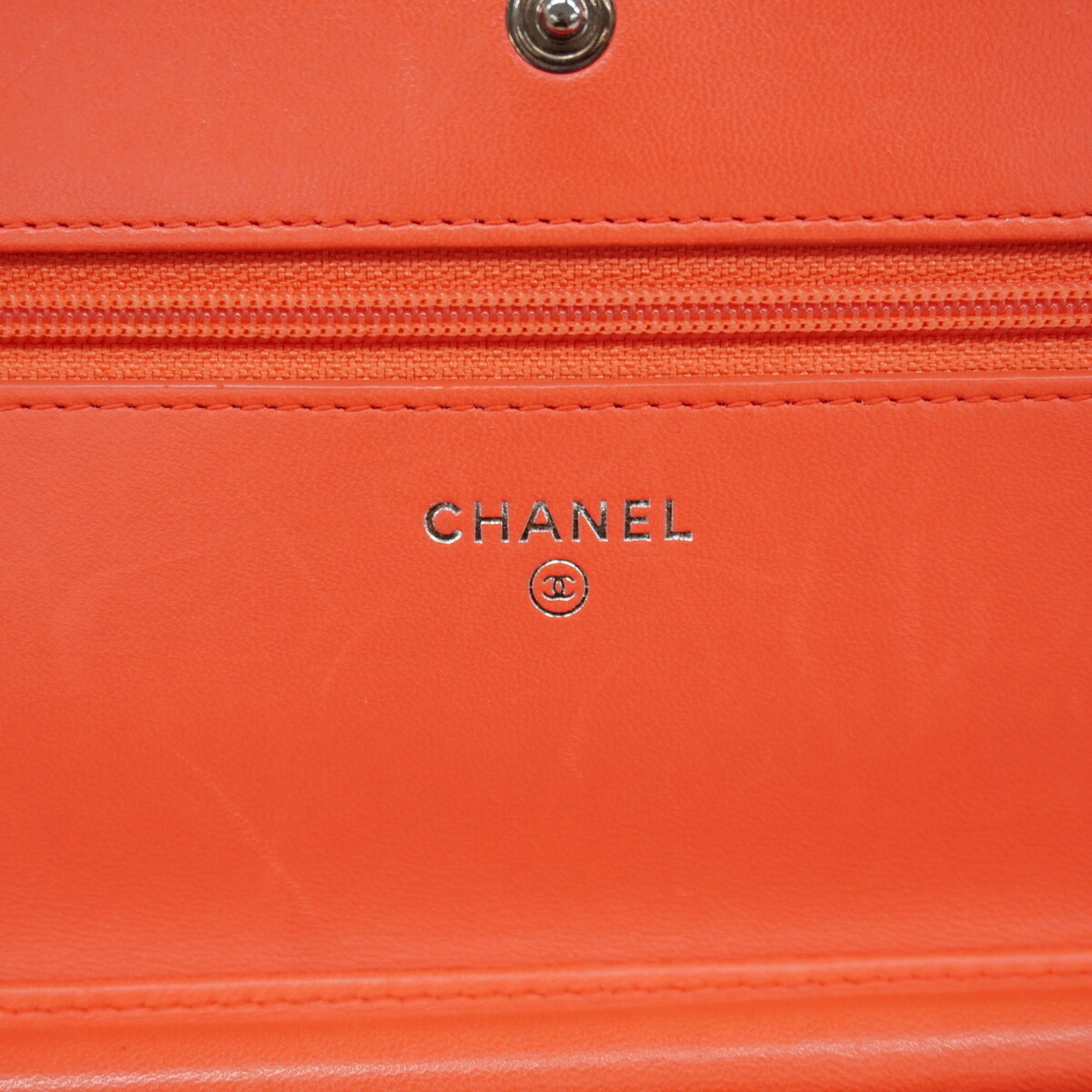 Chanel Orange Leather Chain/Shoulder Wallet (Pre-Owned)