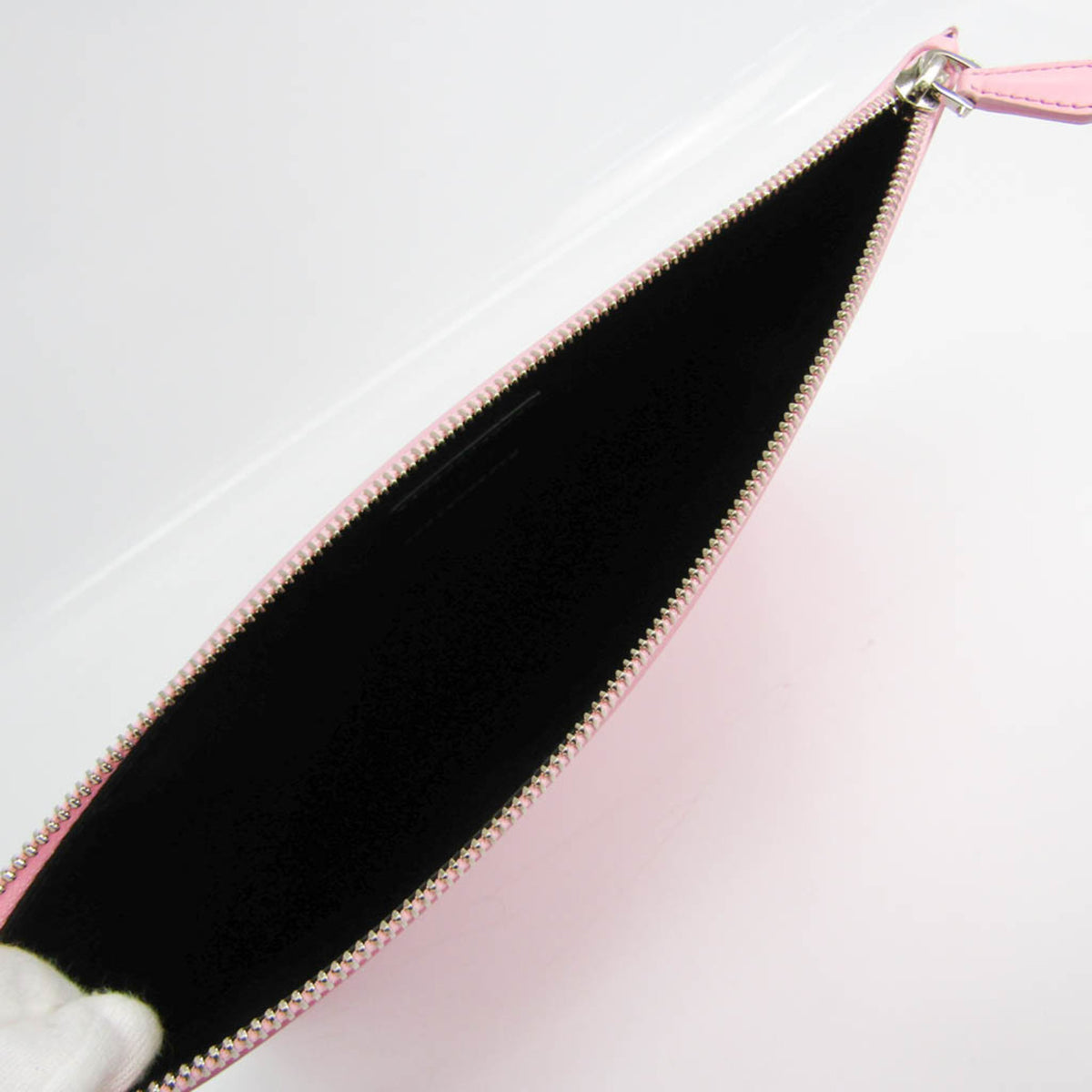 Givenchy Pink Leather Clutch Bag (Pre-Owned)
