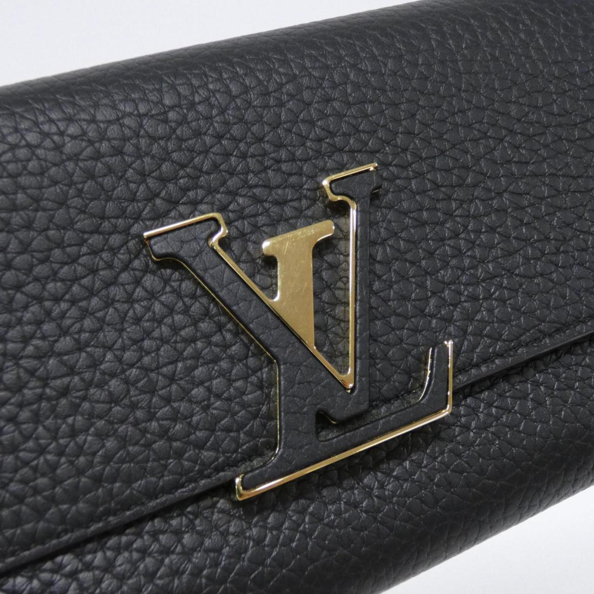 Louis Vuitton Black Leather Long Wallet (Bi-Fold) (Pre-Owned)