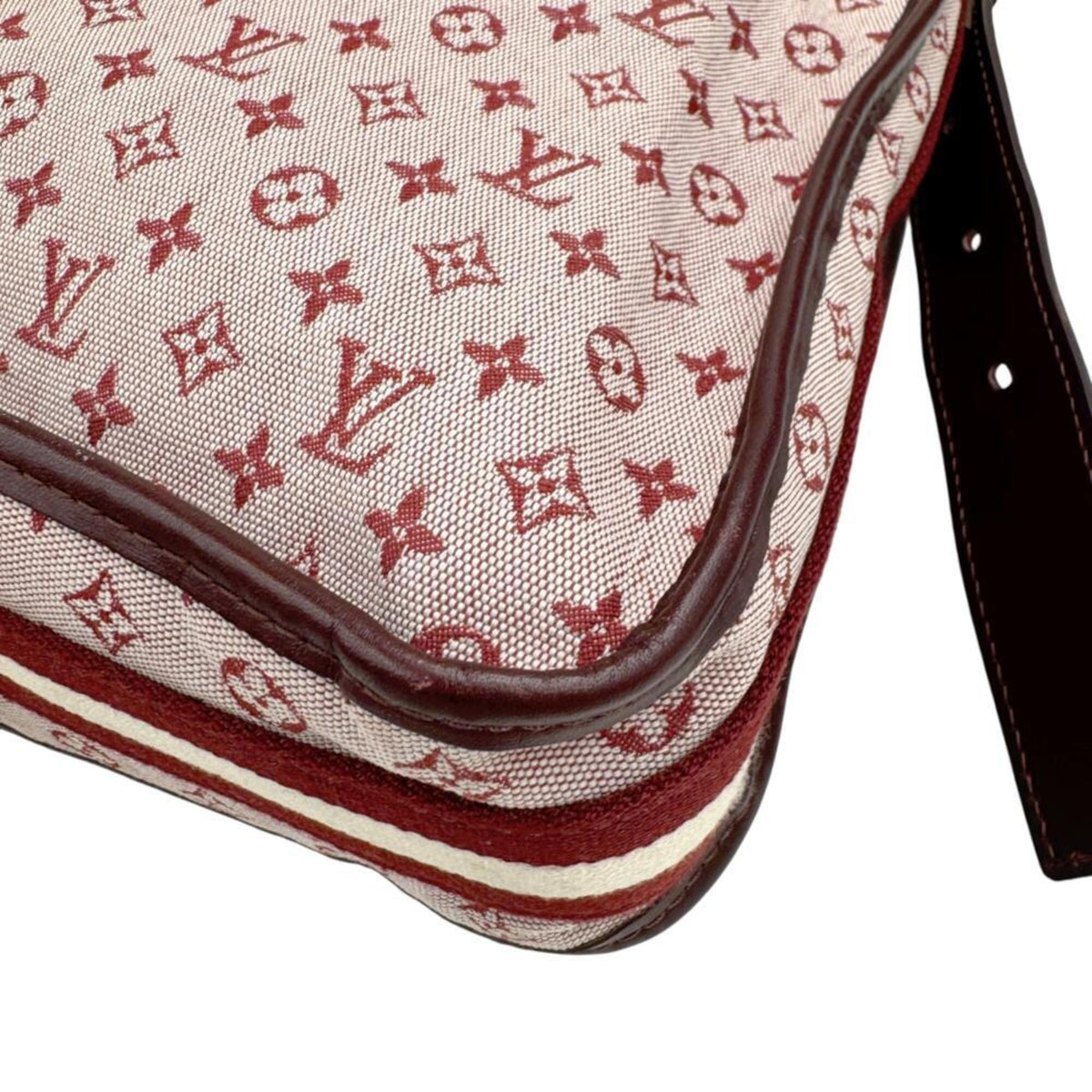 Louis Vuitton Cerise Canvas Leather Shoulder Bag (Pre-Owned)