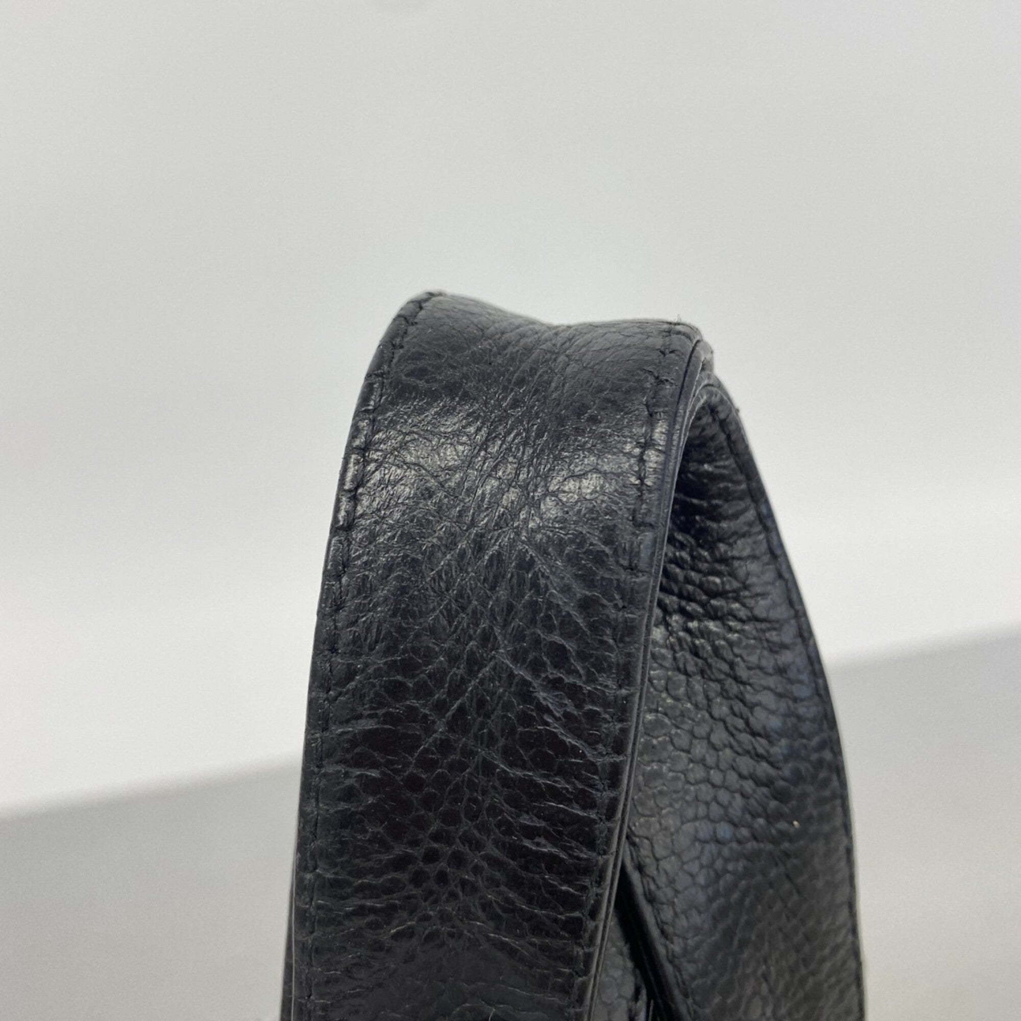 Chanel Black Grained Calfskin Tote Bag (Pre-Owned)